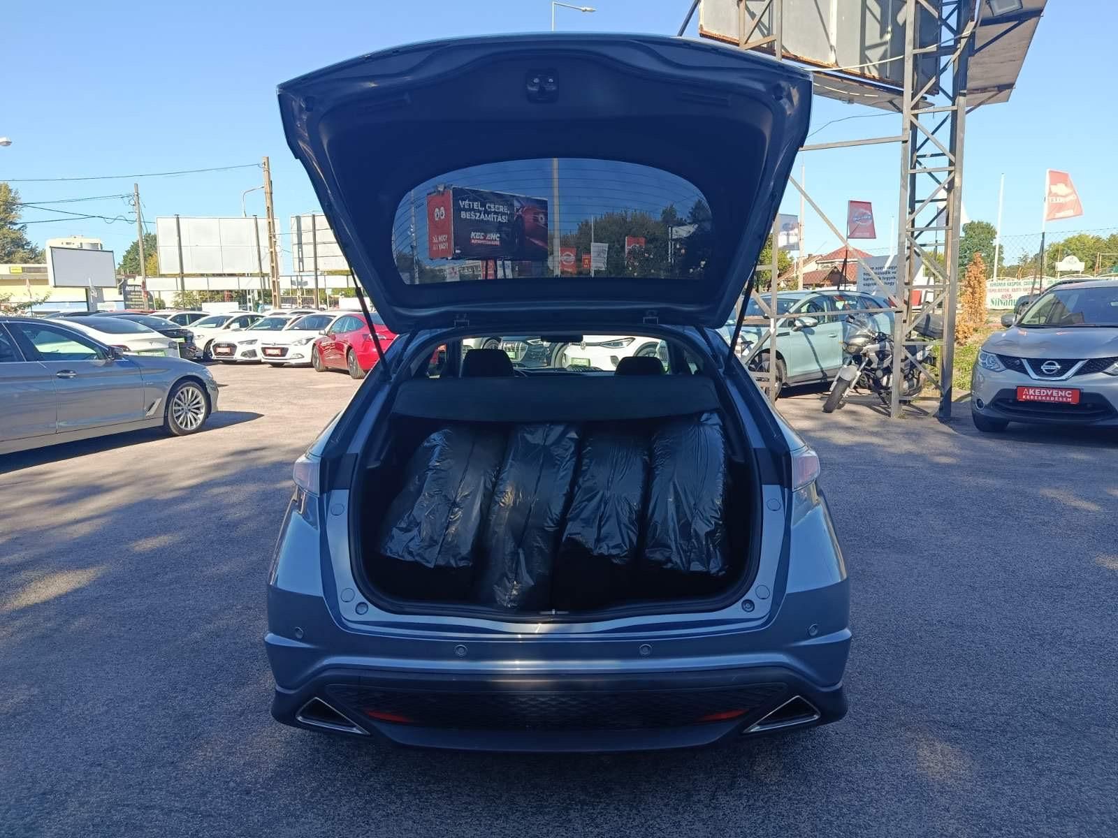 HONDA CIVIC 2.2 CTDi Type-S Type-S. Klíma Tempomat Bluetooth Téli-Nyári garnitúra