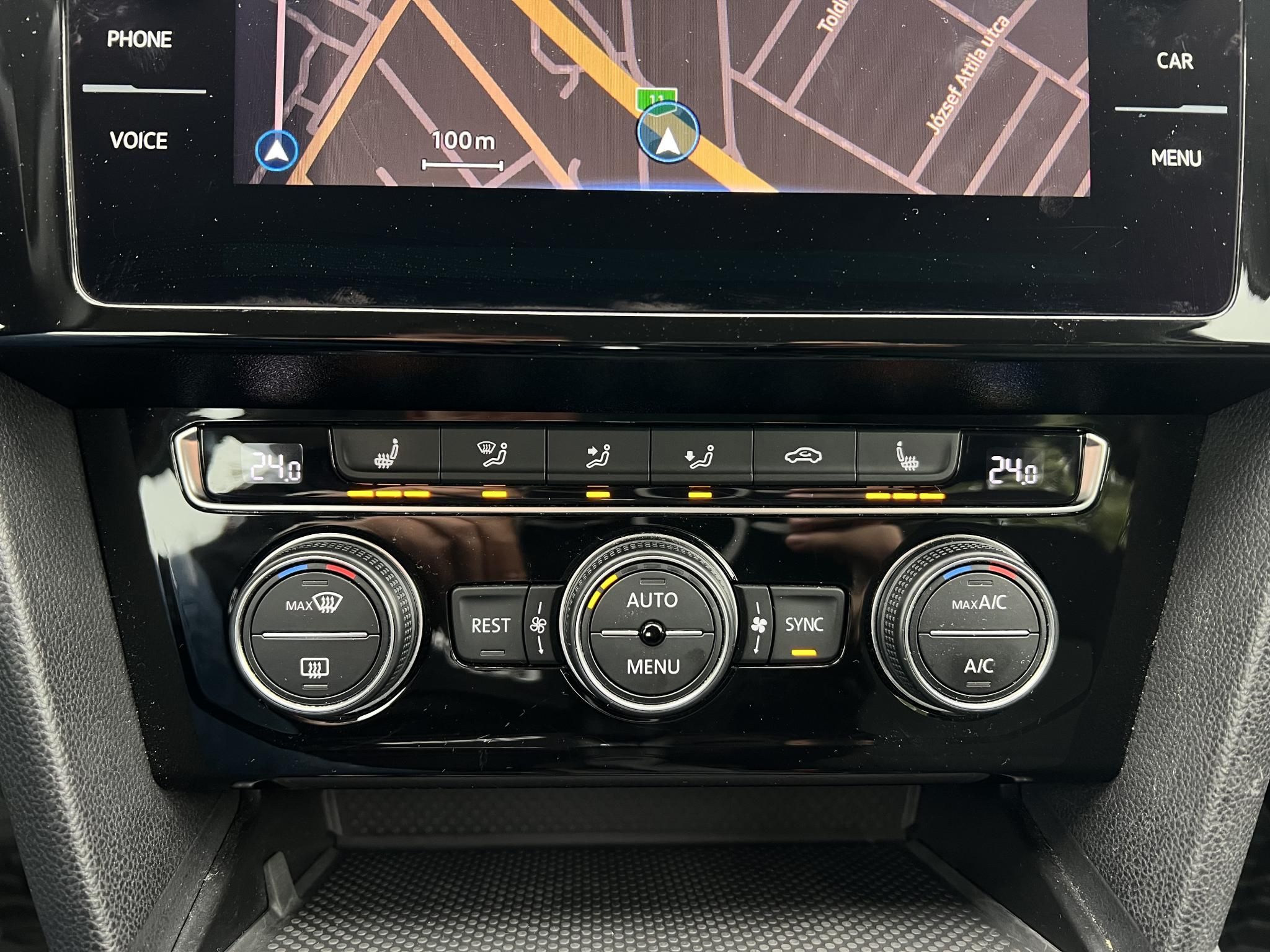 VOLKSWAGEN PASSAT VIII Variant 2.0 TDI SCR Business DSG Végig márkaszervizelt. LED Távtartó Ülésfűtés Navi Bluetooth MEGKÍMÉLT állapot!