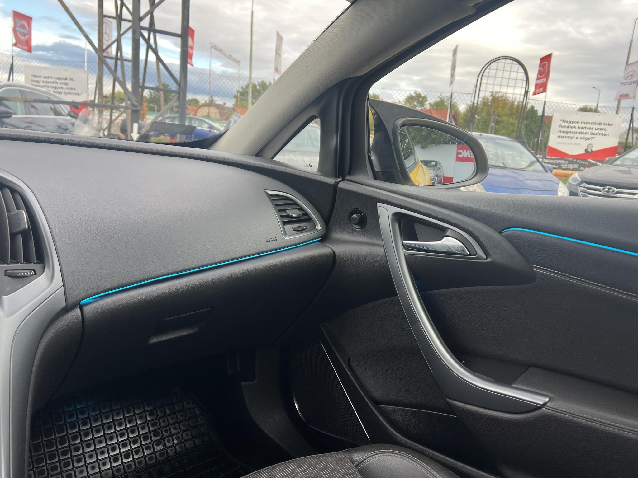 OPEL ASTRA J GTC 2.0 CDTI Start-Stop Sport Teljes nagyszerviz után!