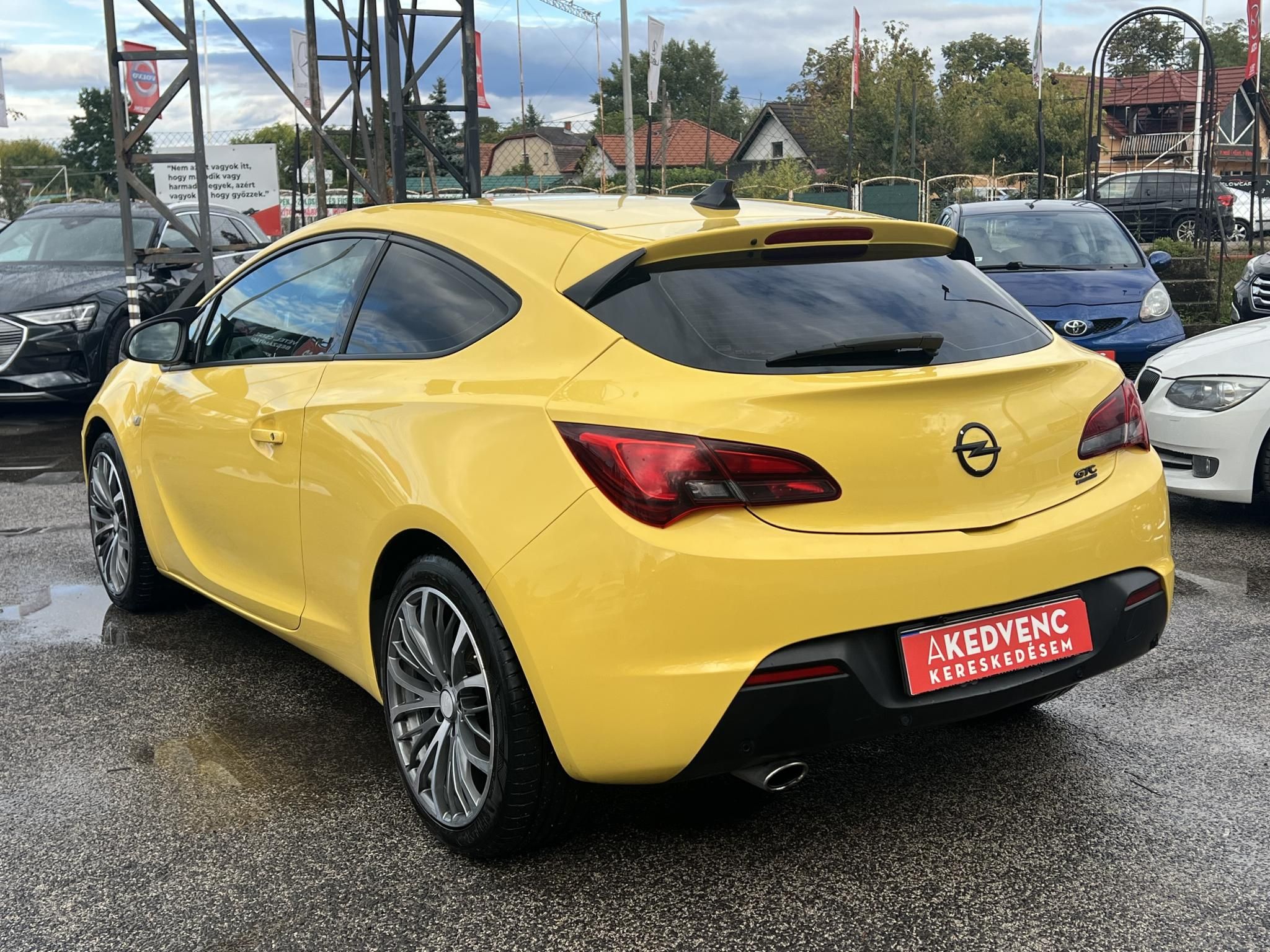 OPEL ASTRA J GTC 2.0 CDTI Start-Stop Sport Teljes nagyszerviz után!