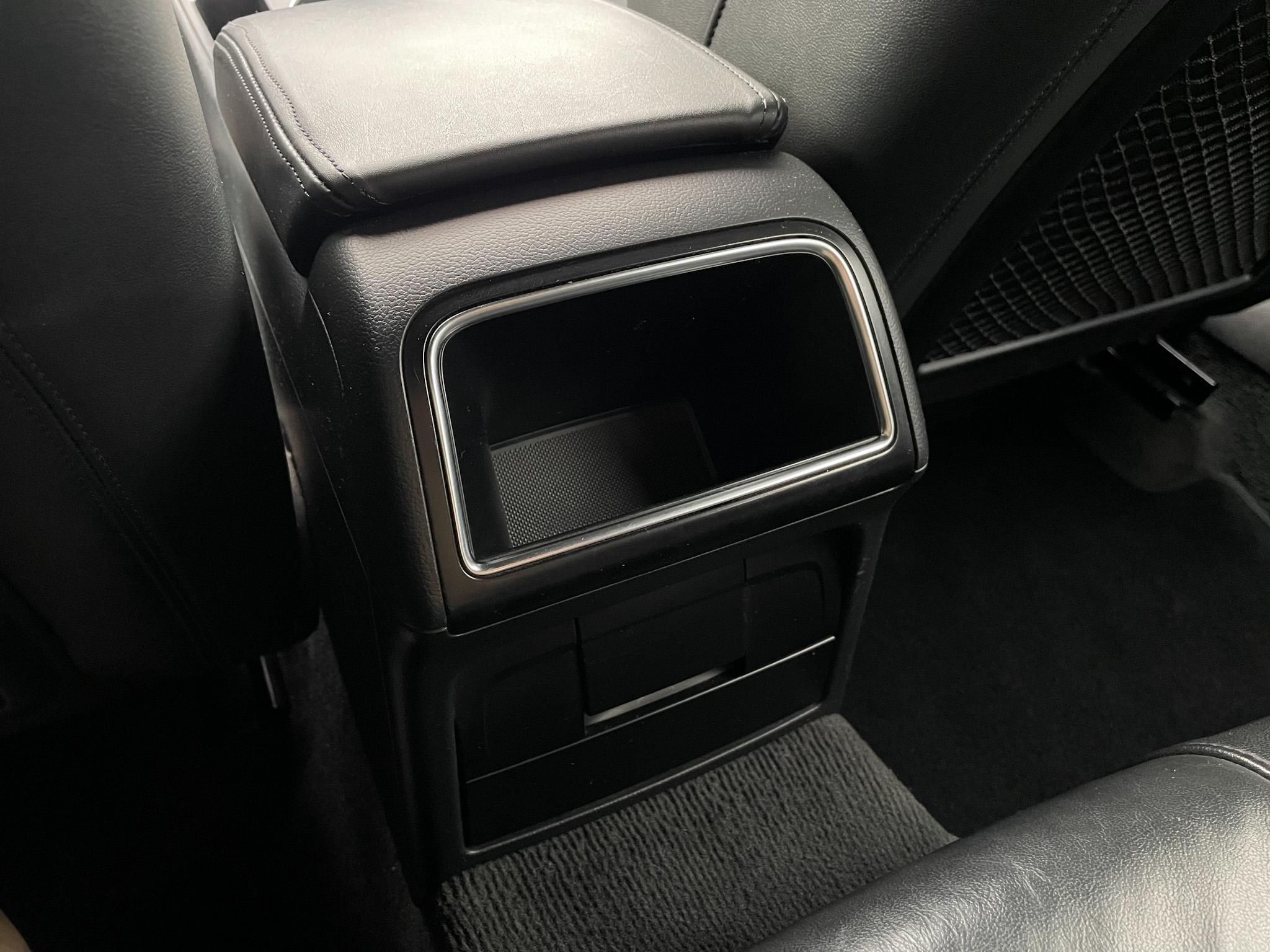 AUDI A4 Avant 2.0 TDI DPF S-line Klíma Tempomat Bluetooth Navi 6 sebességes!