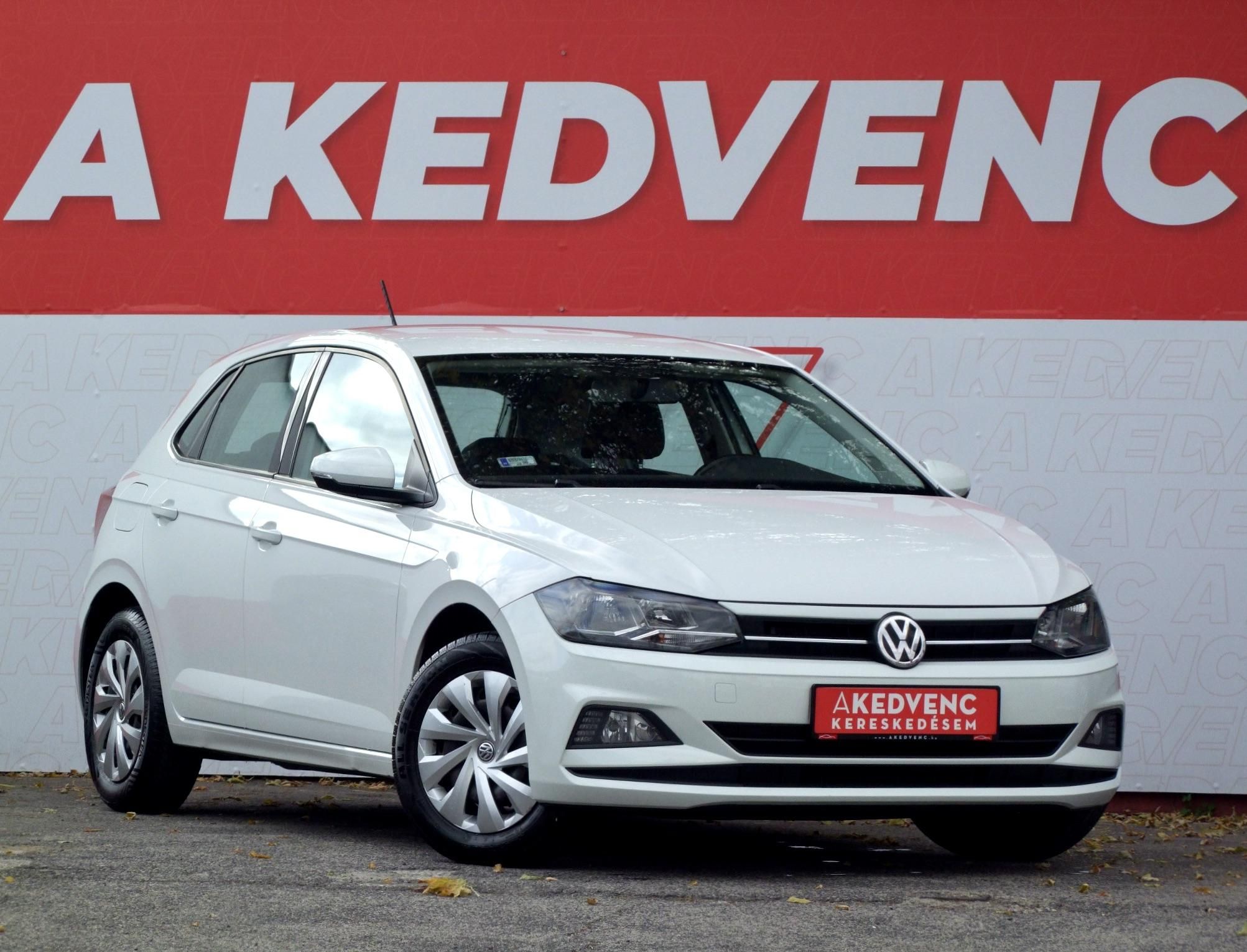 VOLKSWAGEN POLO VI 1.6 TDI SCR Comfortline Klíma Tempomat Navi Bluetooth 4 évszakos gumik!