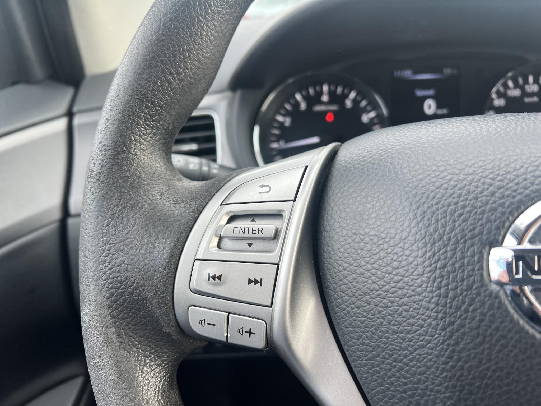 NISSAN PULSAR 1.2 DIG-T Tekna