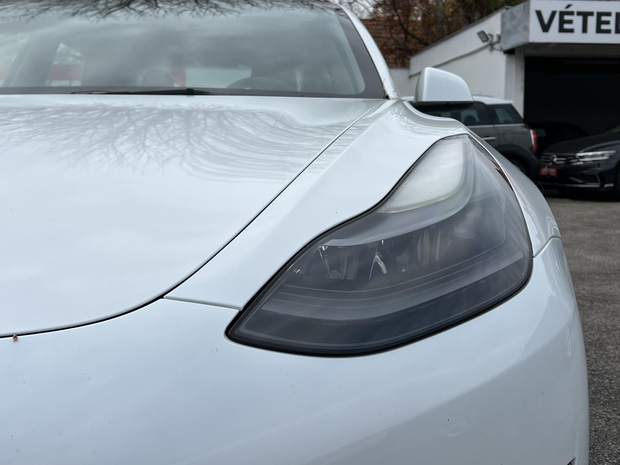 TESLA MODEL 3 Long Range AWD (Automata) FACELIFT. hőszivattyú. premium hifi. mátrix LED!