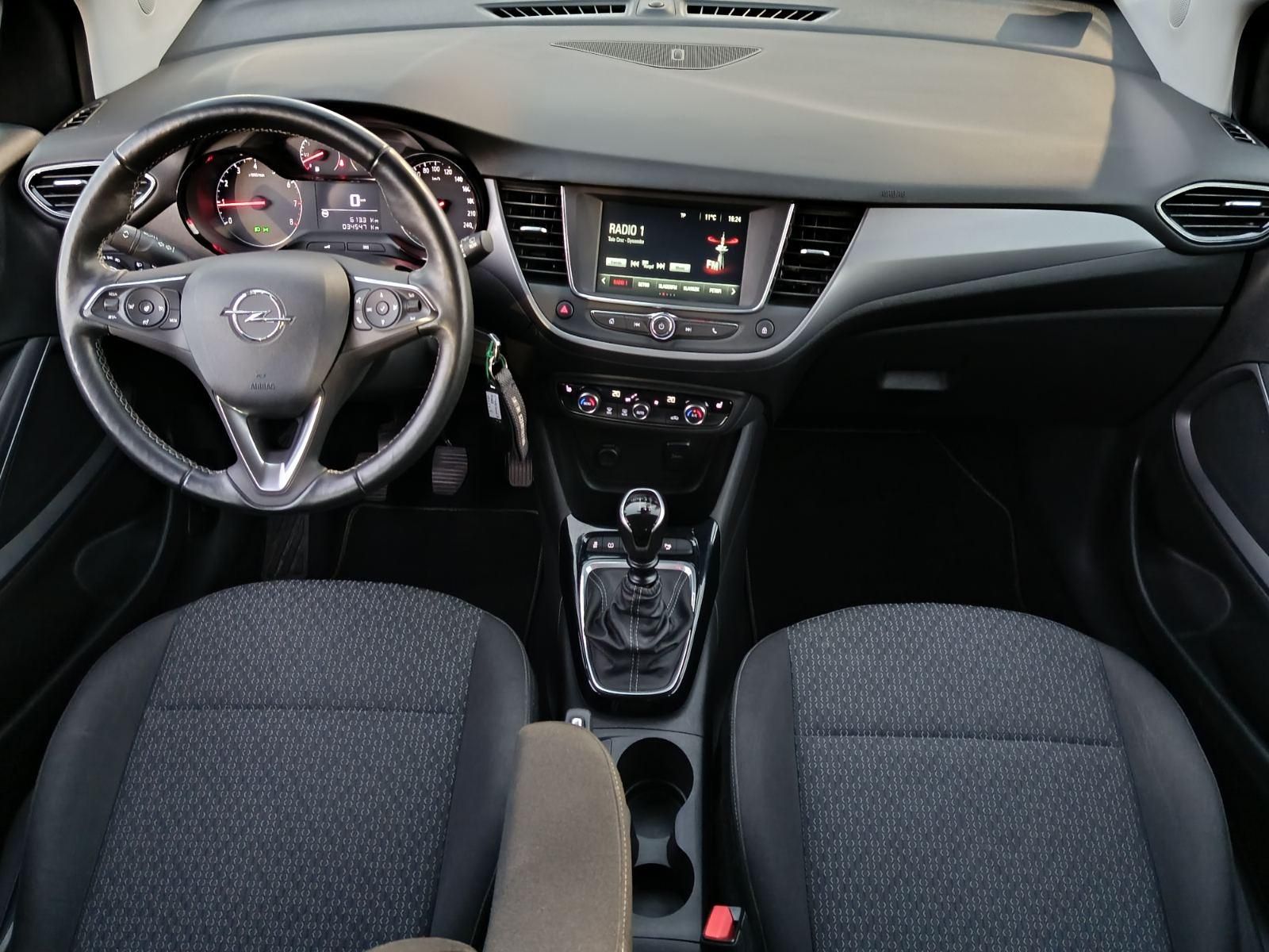 OPEL CROSSLAND X 1.2 T Business Edition Magyar Klíma Tempomat Bluetooth Kormányfűtés 34e km!