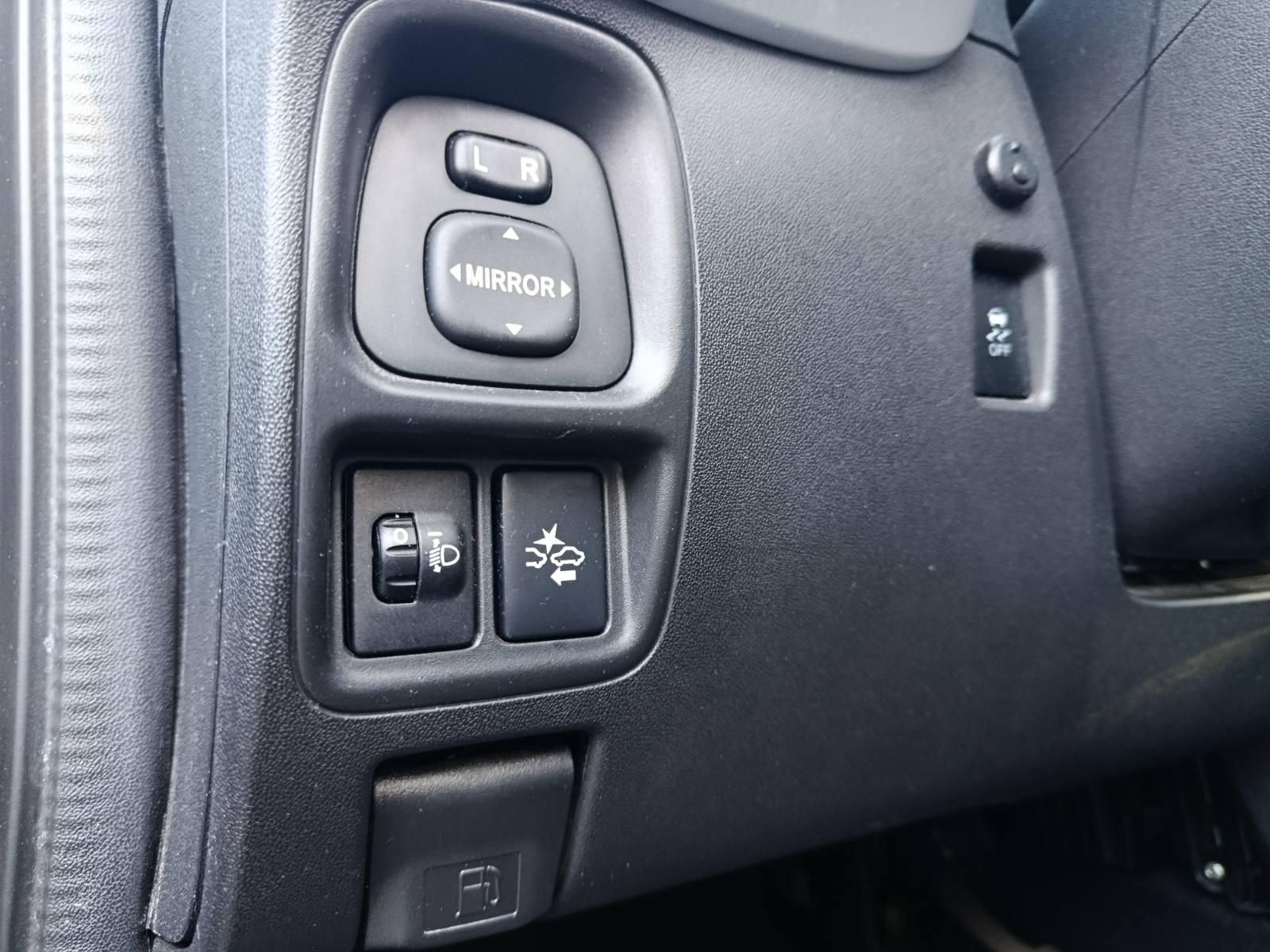 TOYOTA AYGO 1.0 x-play look (Automata) Magyar 112e km tolatókamera panoráma tető!