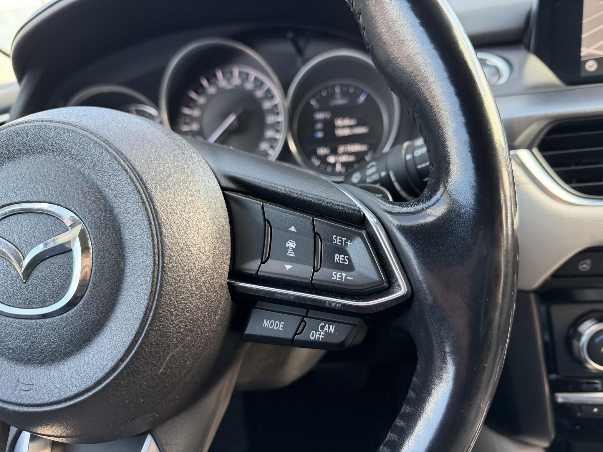 MAZDA 6 Sportkombi 2.2 CD AWD Revolution Top (Automata) M.o.-i. Teljes felszereltség! Xenon BOSE Vajbőr belső HUD Memória Vonóhorog