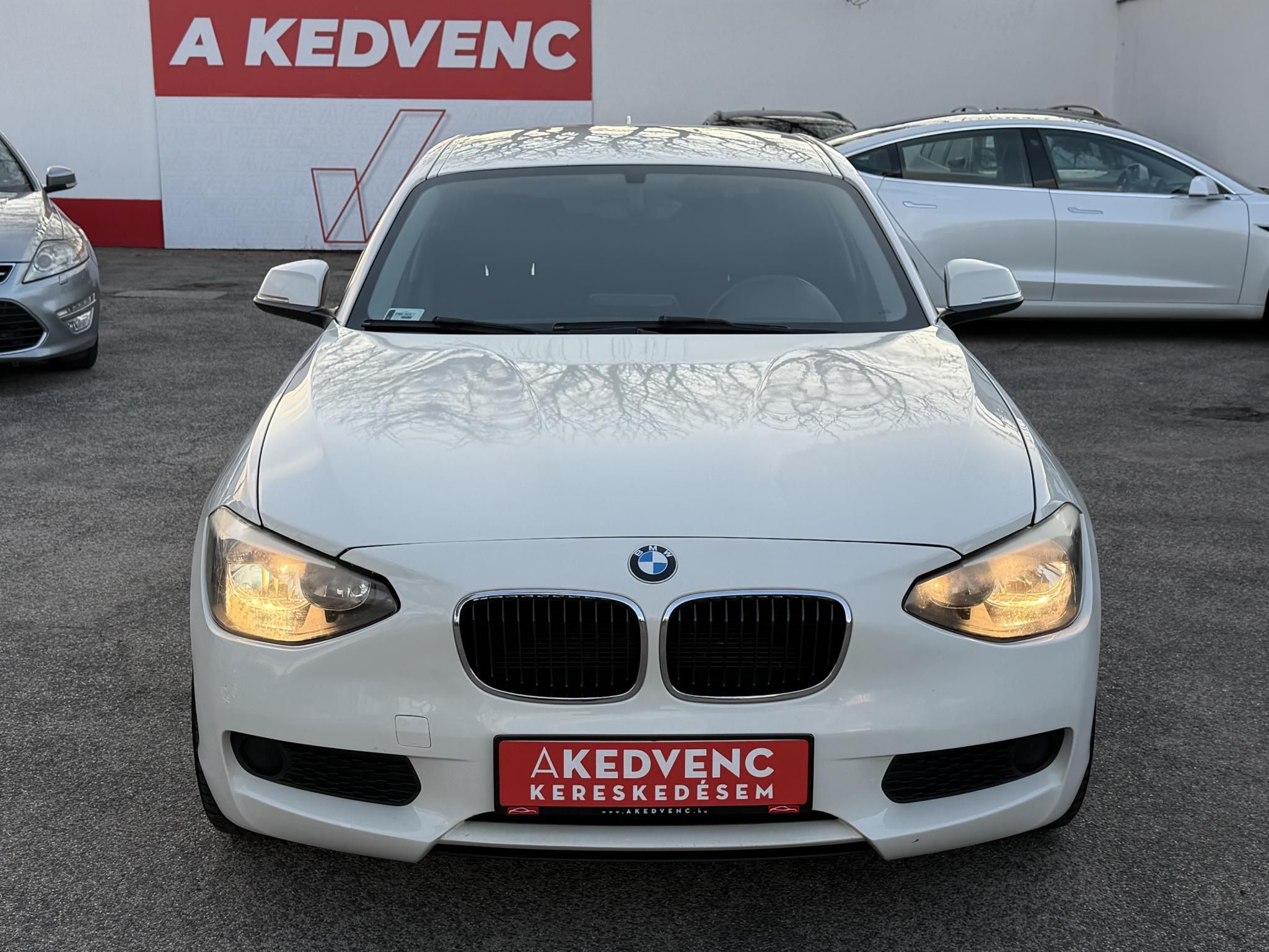 BMW 114d 140e km. Klíma Bluetooth 5L/100km!