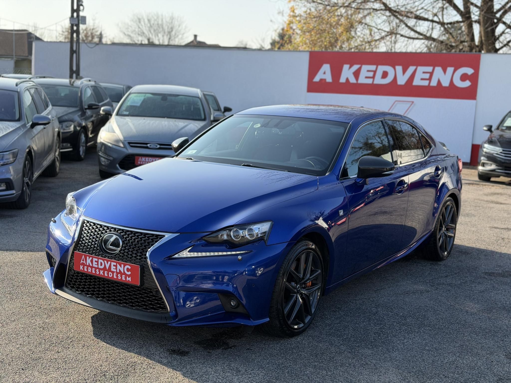 LEXUS IS 200t F Sport (Automata) 75e km. Magyarországi. Márkaszervizelt!