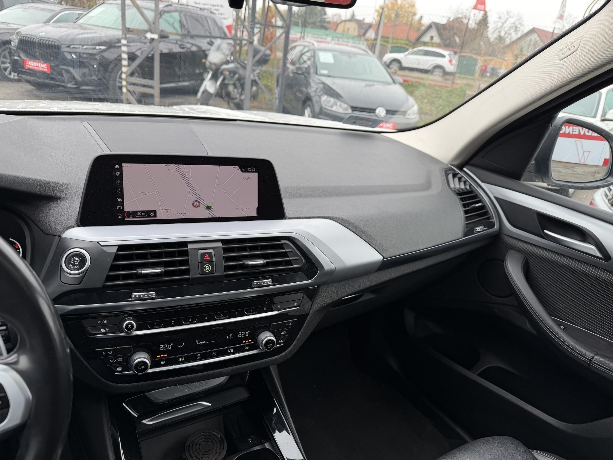 BMW X3 xDrive20d (Automata) M.o-i. Sérülésmentes. Panorámatető. 99e km