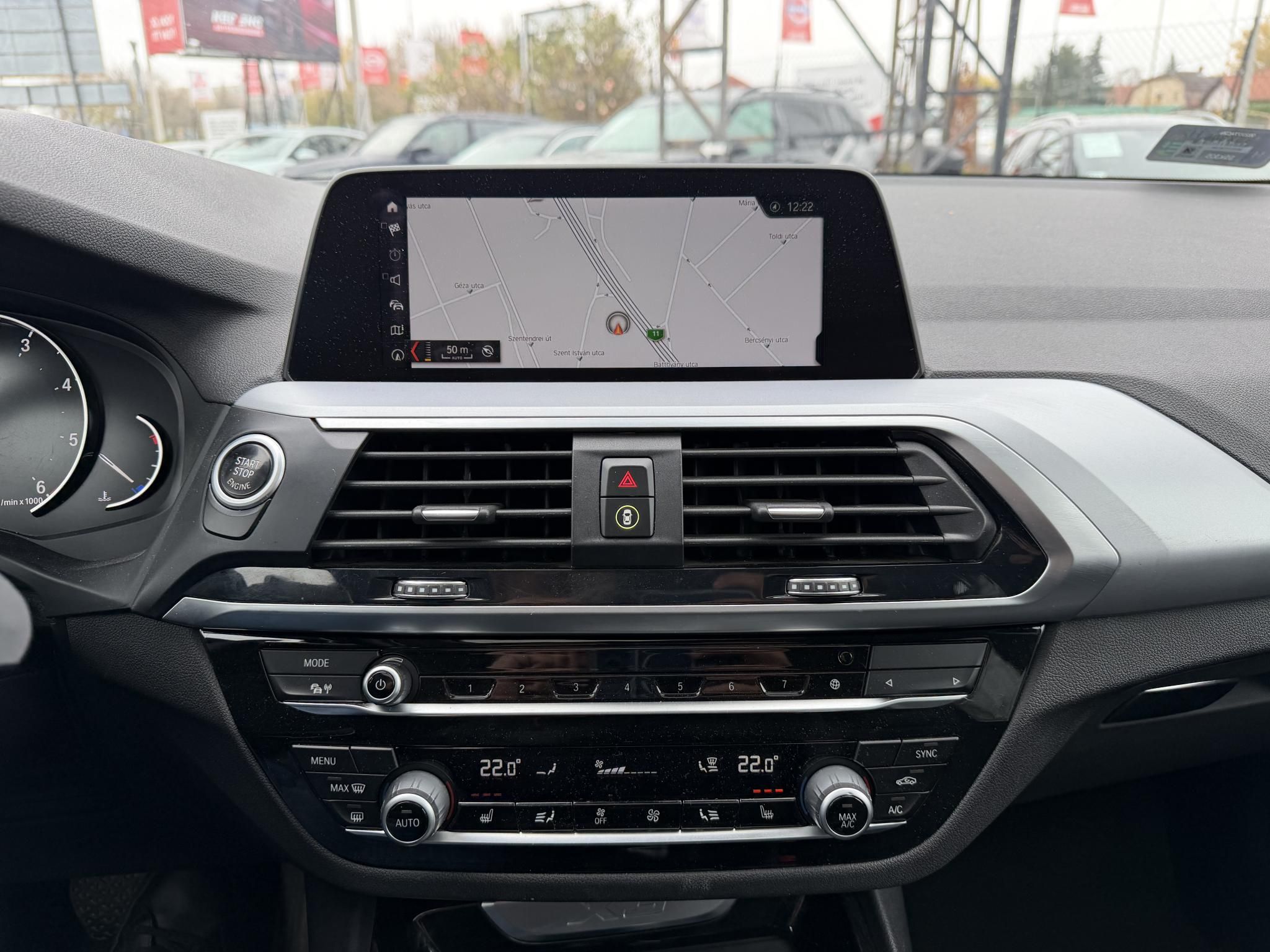 BMW X3 xDrive20d (Automata) M.o-i. Sérülésmentes. Panorámatető. 99e km