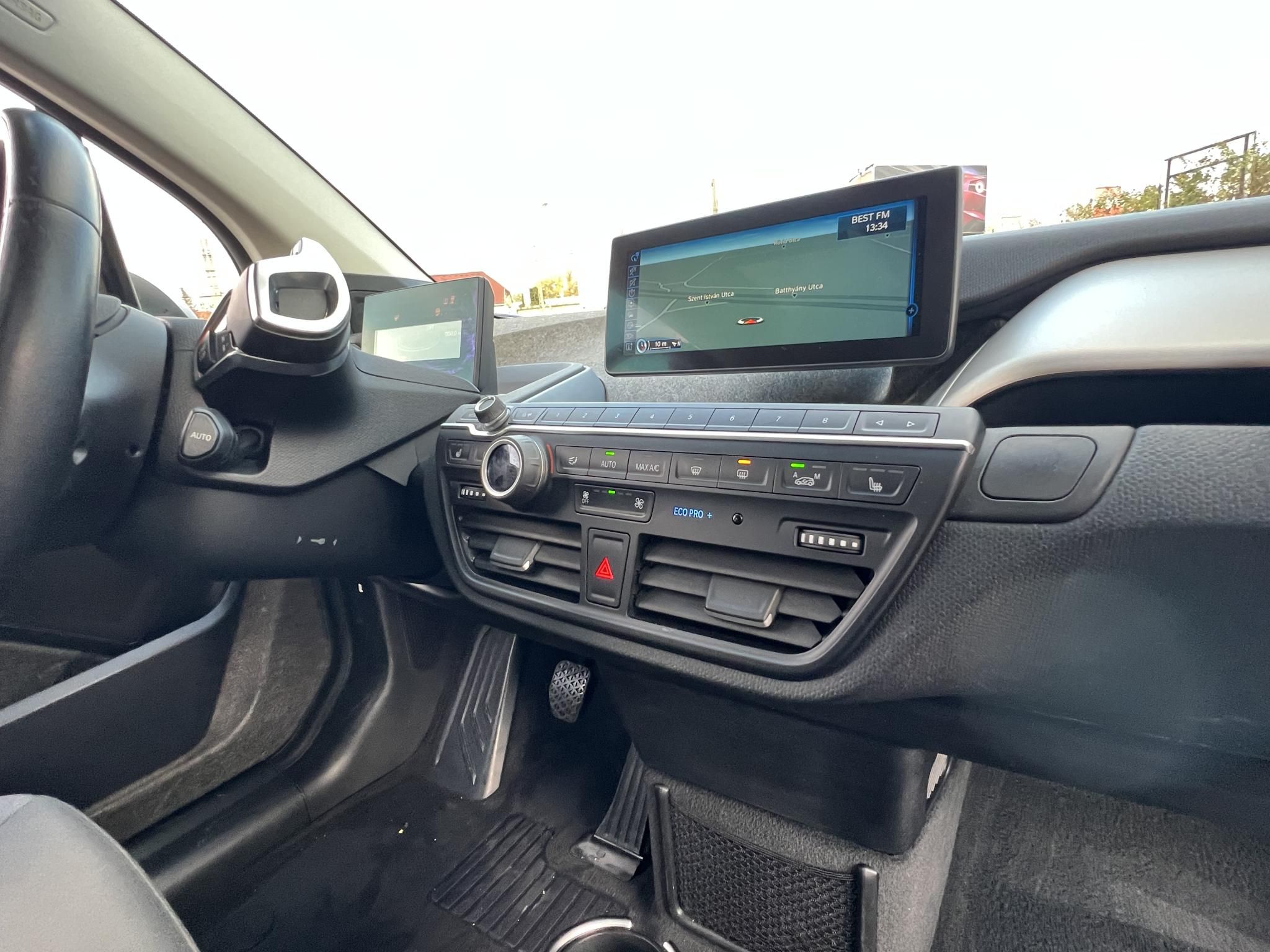 BMW I3 REX (Automata) Nagy Navi Keylessgo Panorámatető Adaptív tempomat!