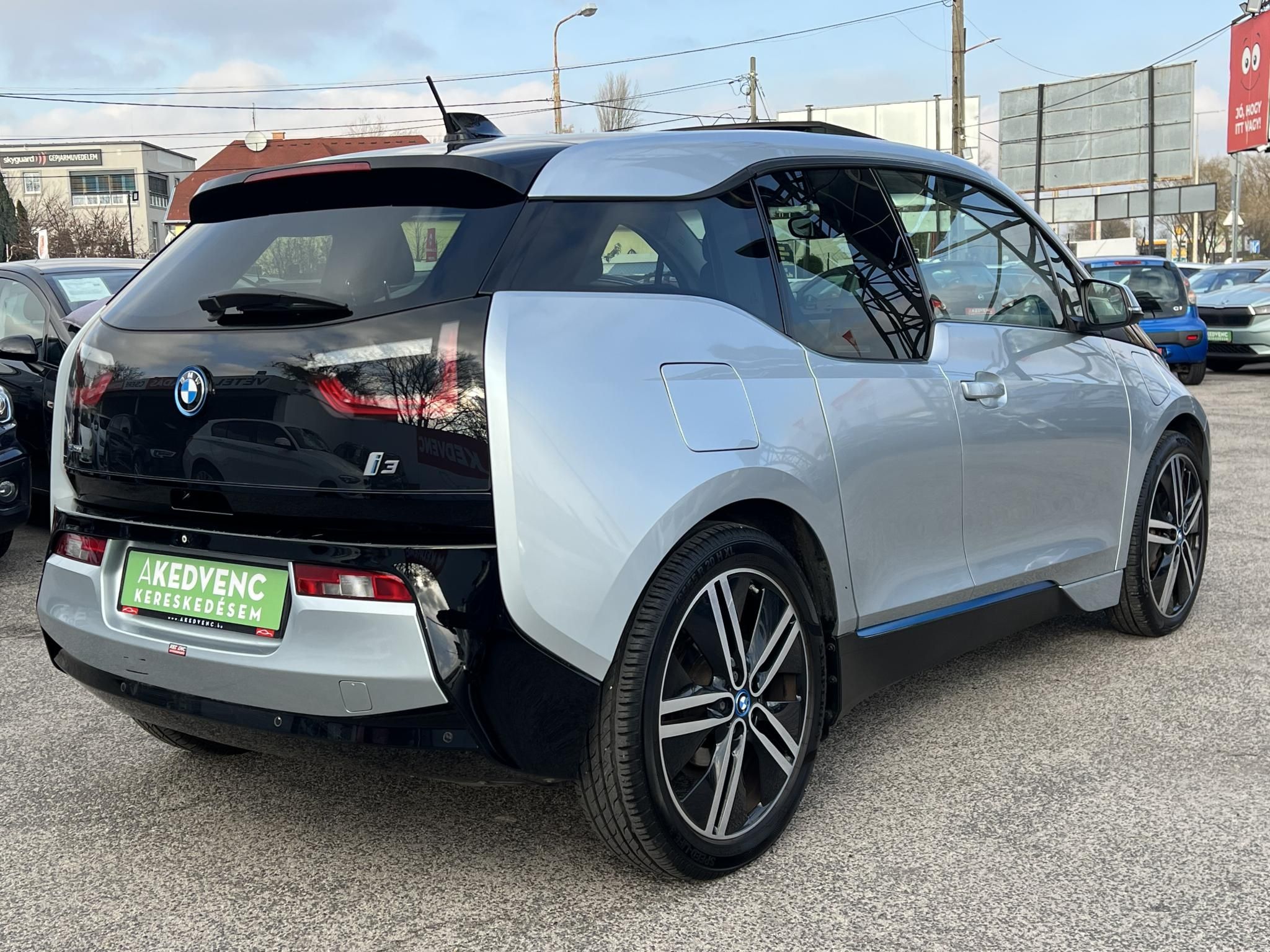 BMW I3 REX (Automata) Nagy Navi Keylessgo Panorámatető Adaptív tempomat!