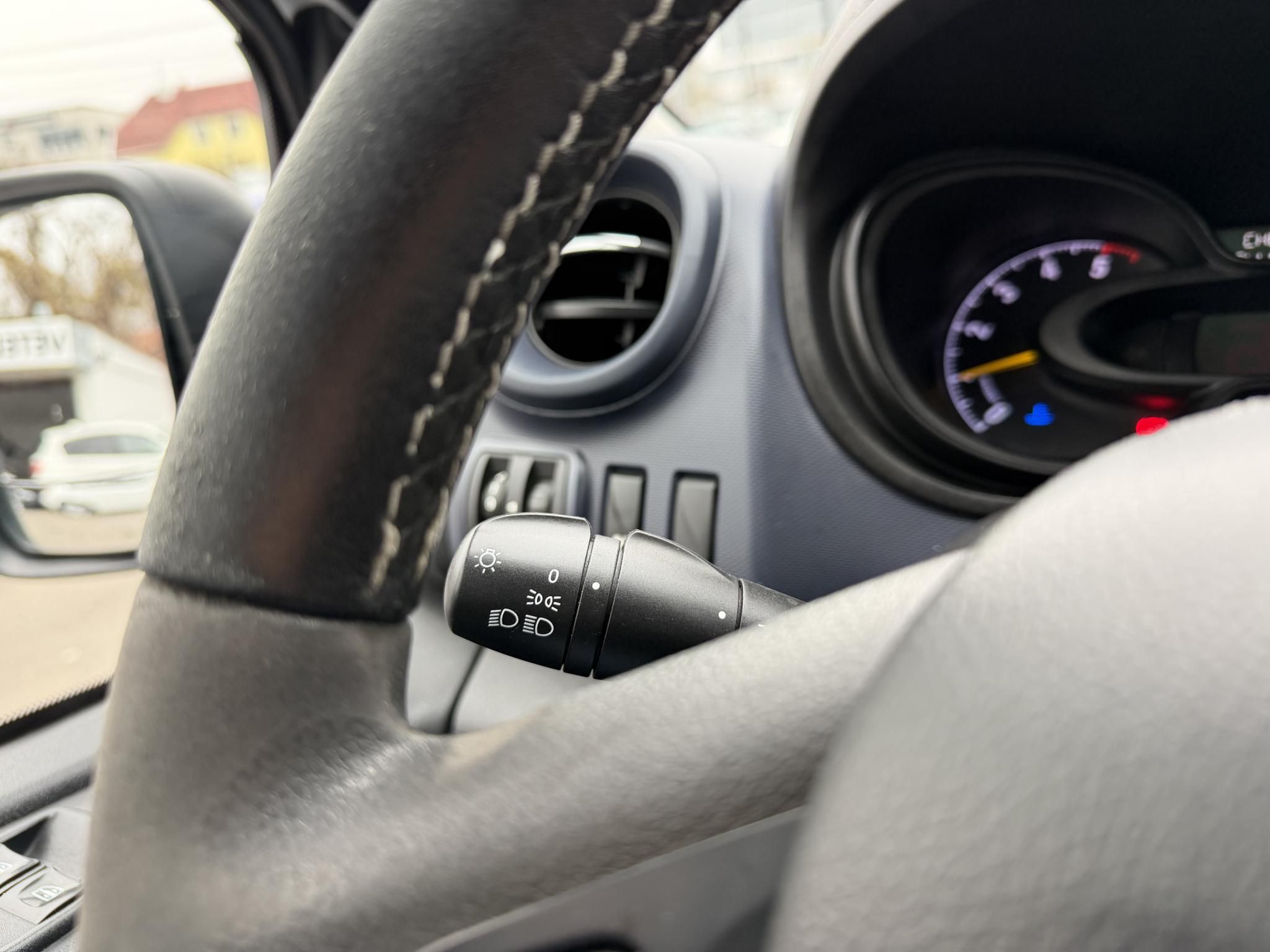 OPEL VIVARO 1.6 CDTI L1H1 2.7t Start-Stop Euro 6 (9 személyes) M.o.-i. 1.tul. Tempomat Klíma Tolatóradar