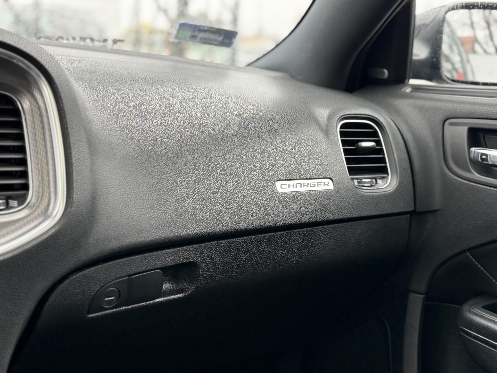 DODGE CHARGER 5.7 Hemi R/T