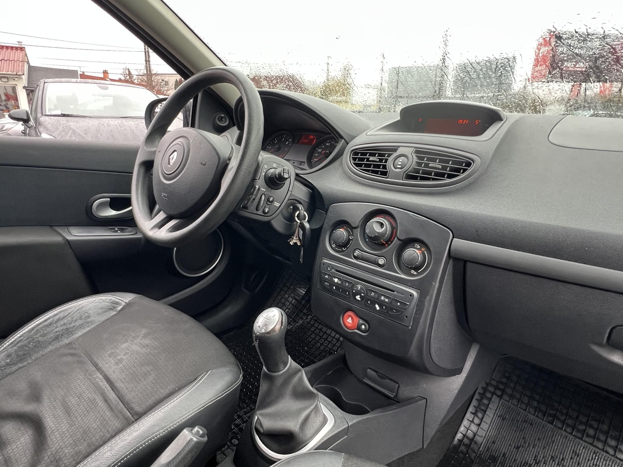 RENAULT CLIO 1.5 dCi Expression