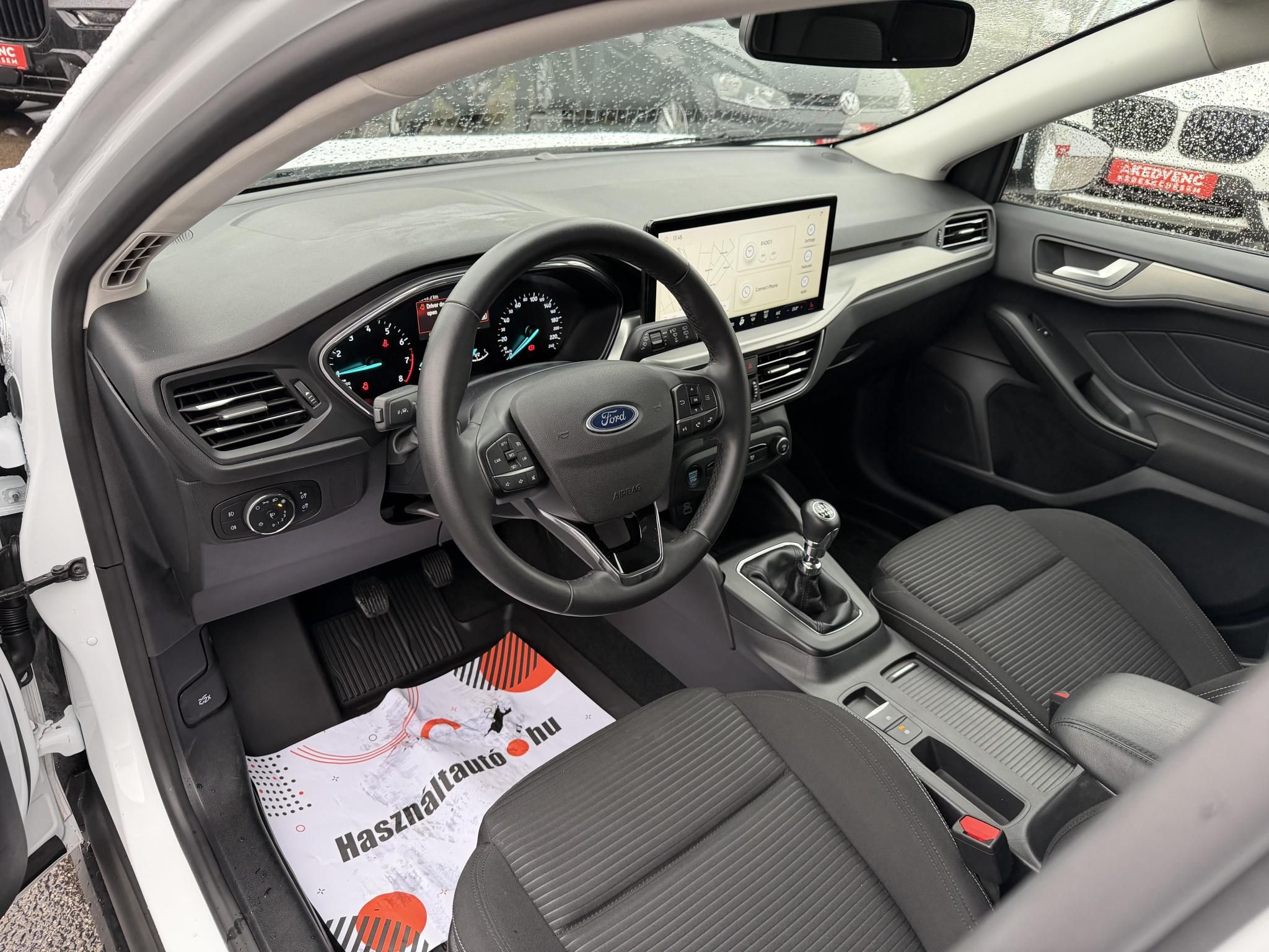 FORD FOCUS 1.0 EcoBoost Titanium Style 19e km. ÁFÁS ÁR! LED Carplay Ülésfűtés Kormányfűtés Táblafelismerő