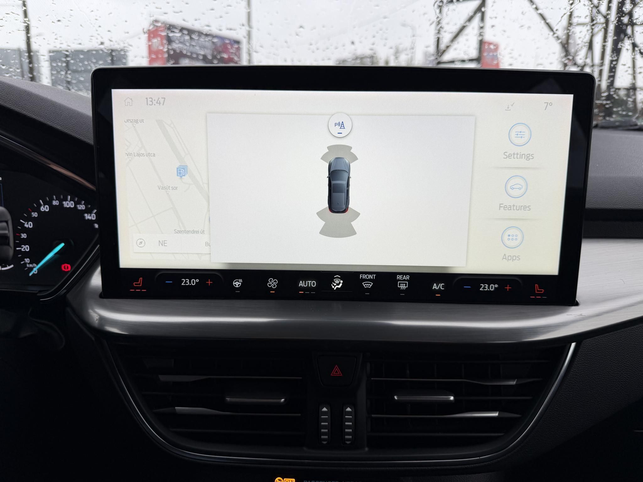 FORD FOCUS 1.0 EcoBoost Titanium Style 19e km. ÁFÁS ÁR! LED Carplay Ülésfűtés Kormányfűtés Táblafelismerő