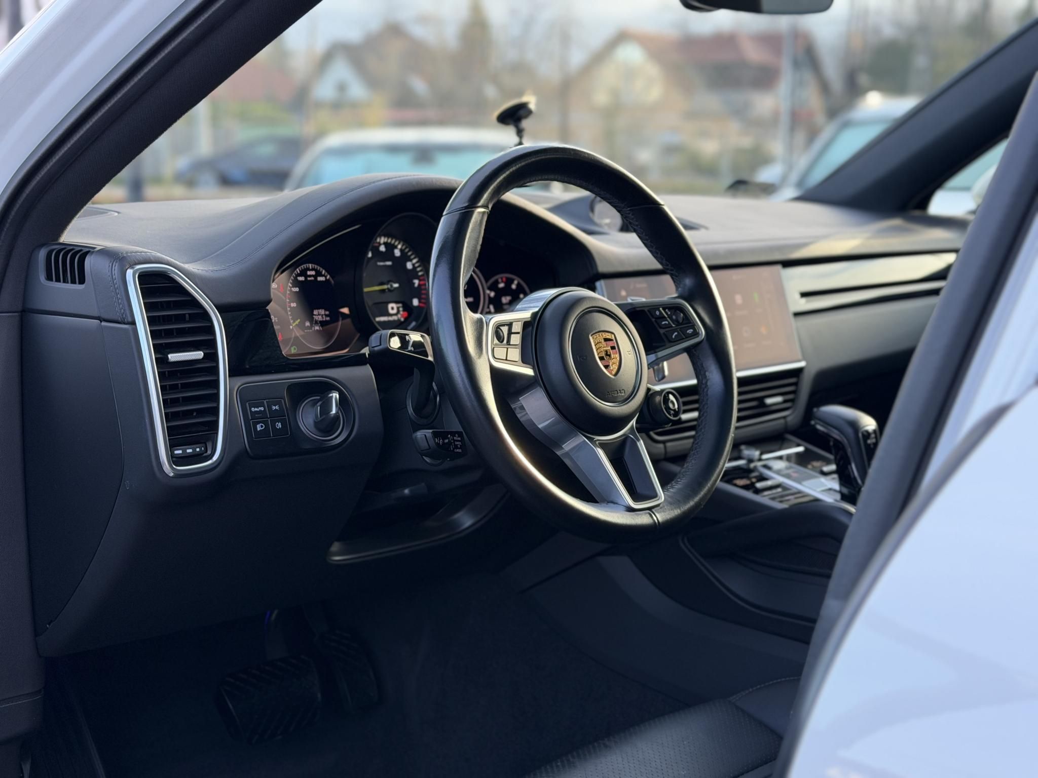 PORSCHE CAYENNE Coupé E-Hybrid Tiptronic ic 48e km. Sérülésmentes. 2027.12-ig zöld rendszám