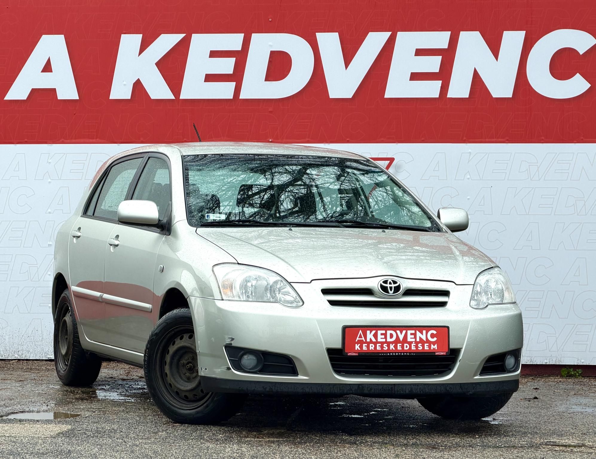 TOYOTA COROLLA 1.4 D-4D Sol Plus M-MT 163e km. Digitklíma Tolatóradar Ülésfűtés