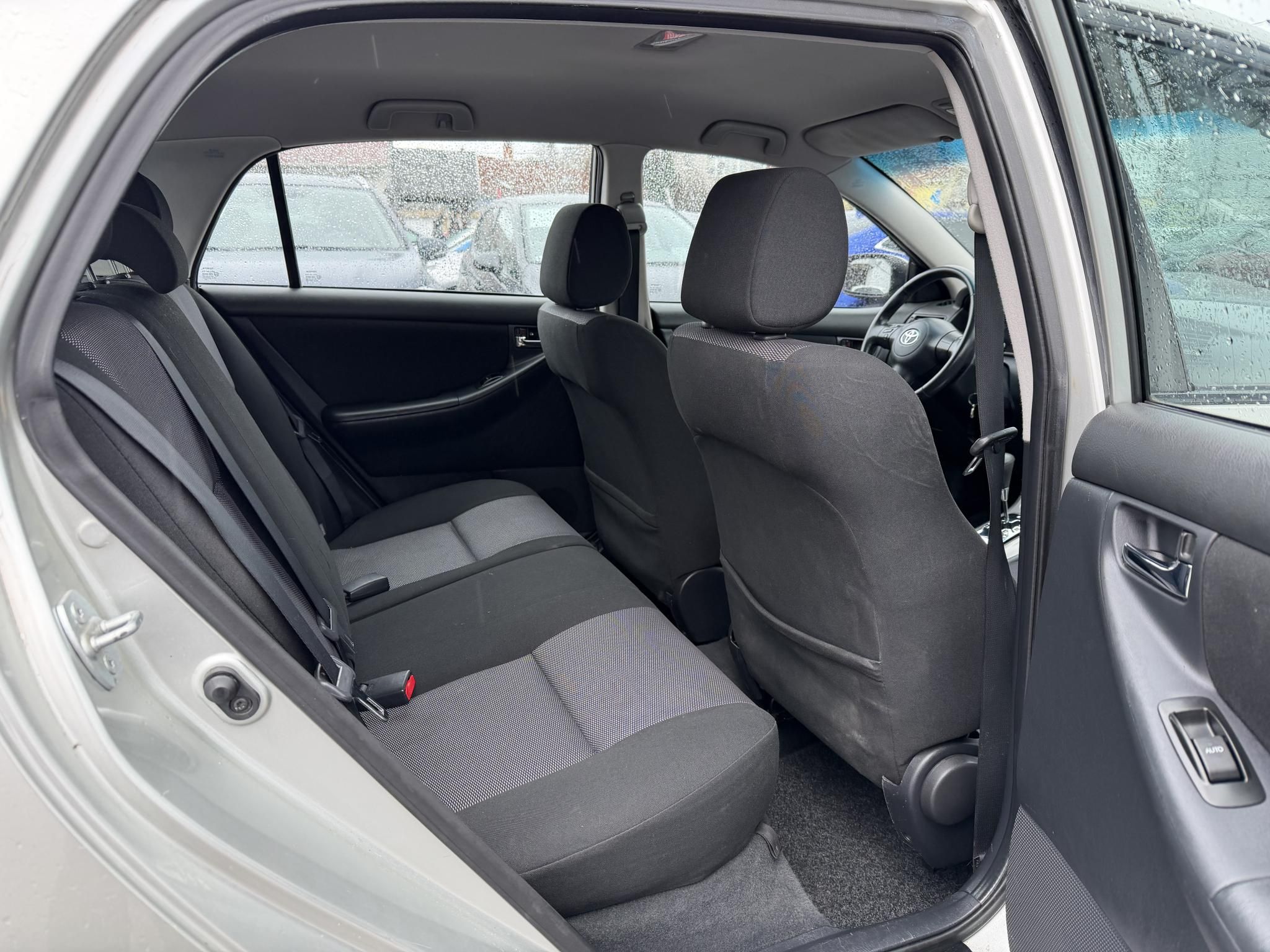 TOYOTA COROLLA 1.4 D-4D Sol Plus M-MT 163e km. Digitklíma Tolatóradar Ülésfűtés