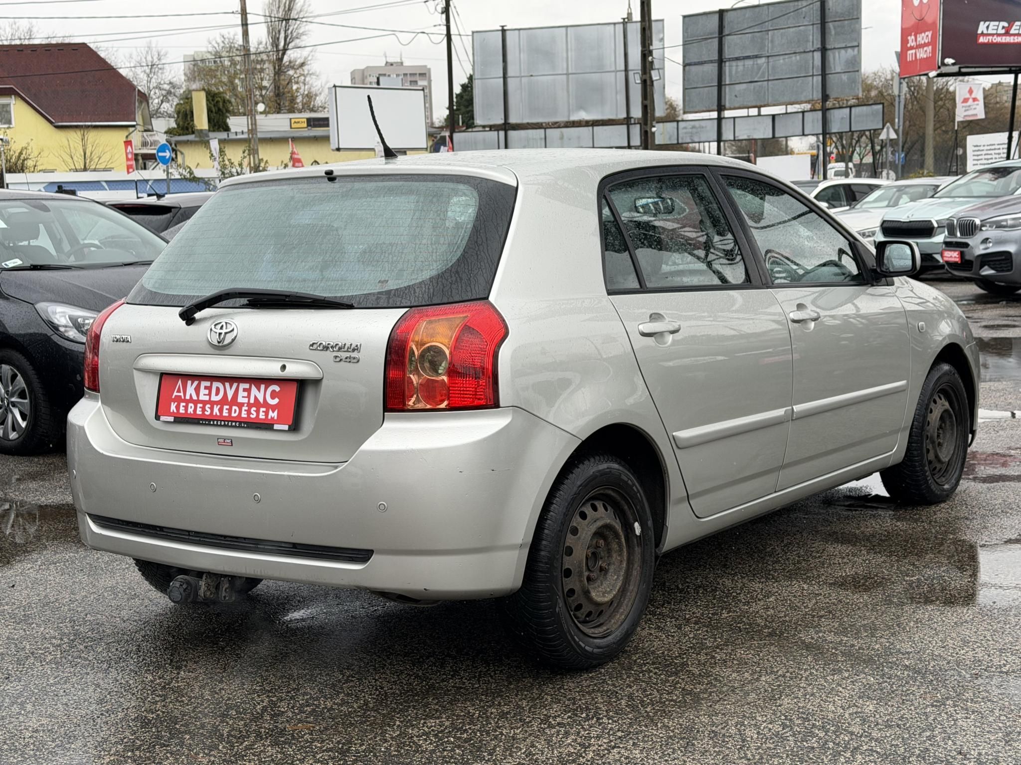 TOYOTA COROLLA 1.4 D-4D Sol Plus M-MT 163e km. Digitklíma Tolatóradar Ülésfűtés
