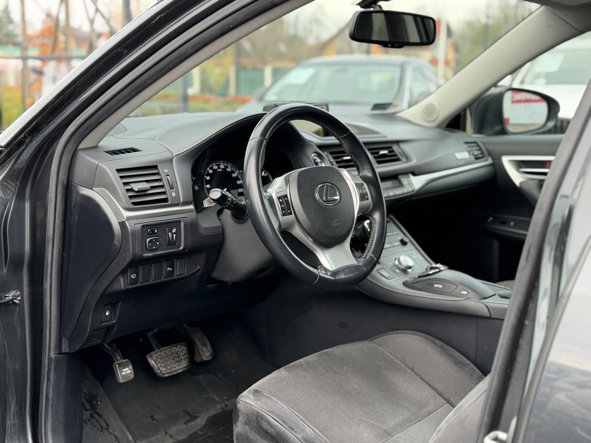 LEXUS CT 200h Comfort (Automata) First Edition Téli-nyári kerék. 2 gyári kulcs!