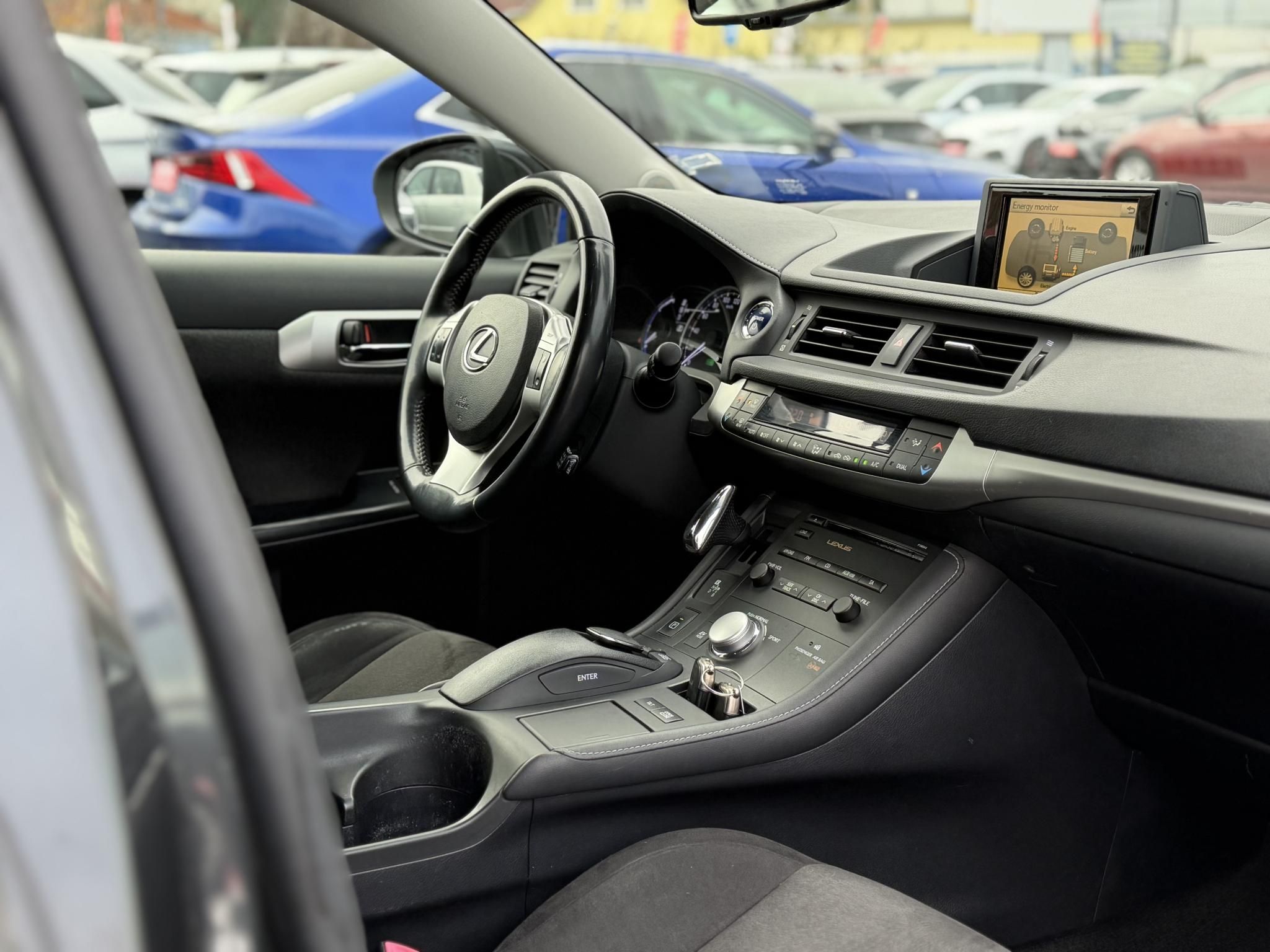 LEXUS CT 200h Comfort (Automata) First Edition Téli-nyári kerék. 2 gyári kulcs!