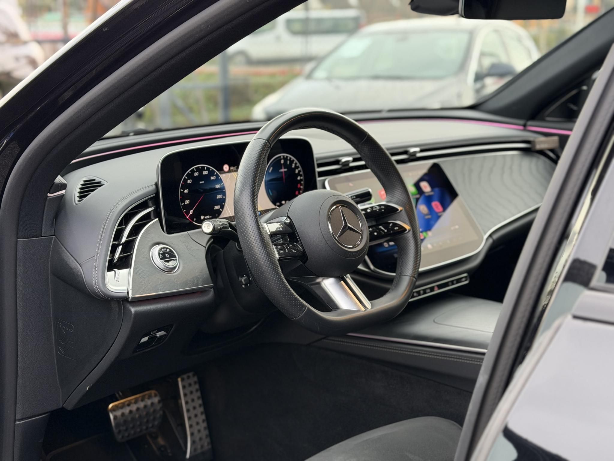 MERCEDES-BENZ E 300 de 9G-TRONIC Plug-in hybrid AMG csomag. ÁFÁS! 4D Burmester hifi!