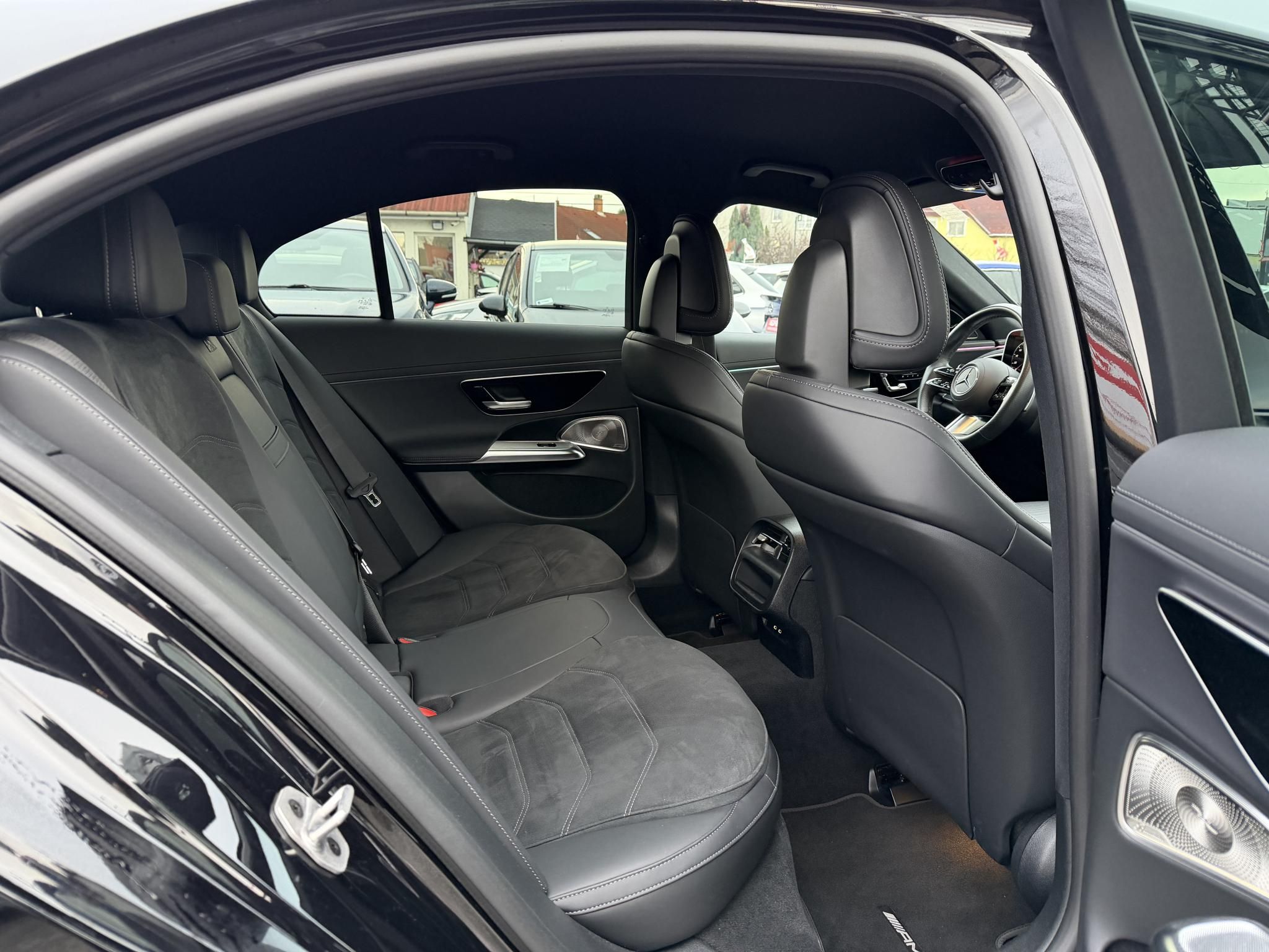 MERCEDES-BENZ E 300 de 9G-TRONIC Plug-in hybrid AMG csomag. ÁFÁS! 4D Burmester hifi!