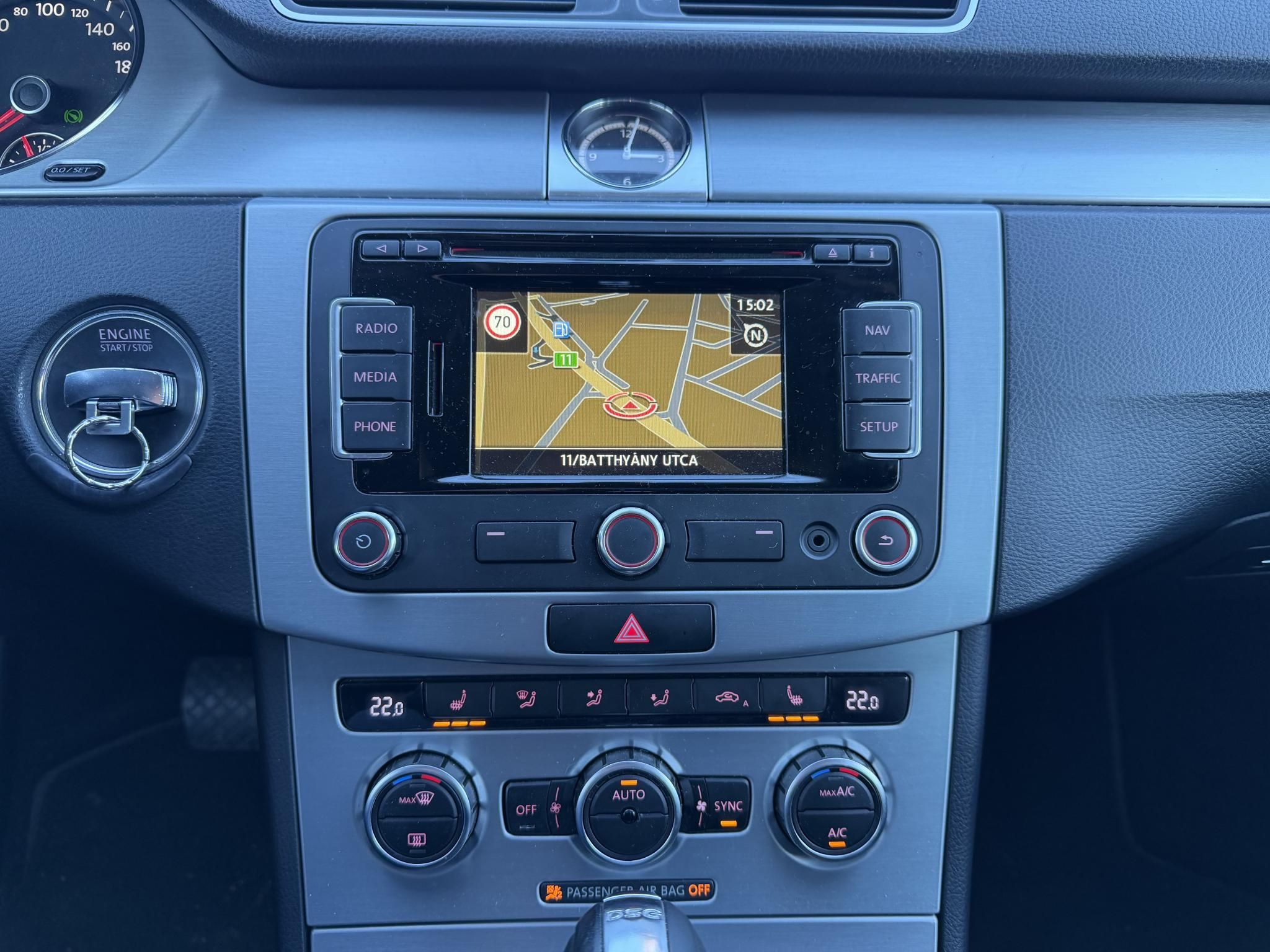 VOLKSWAGEN CC 2.0 CR TDI BMT DSG [5 személy] Xenon Tempomat Ülésfűtés PDC Navi Bluetooth 2 gyári kulcs!