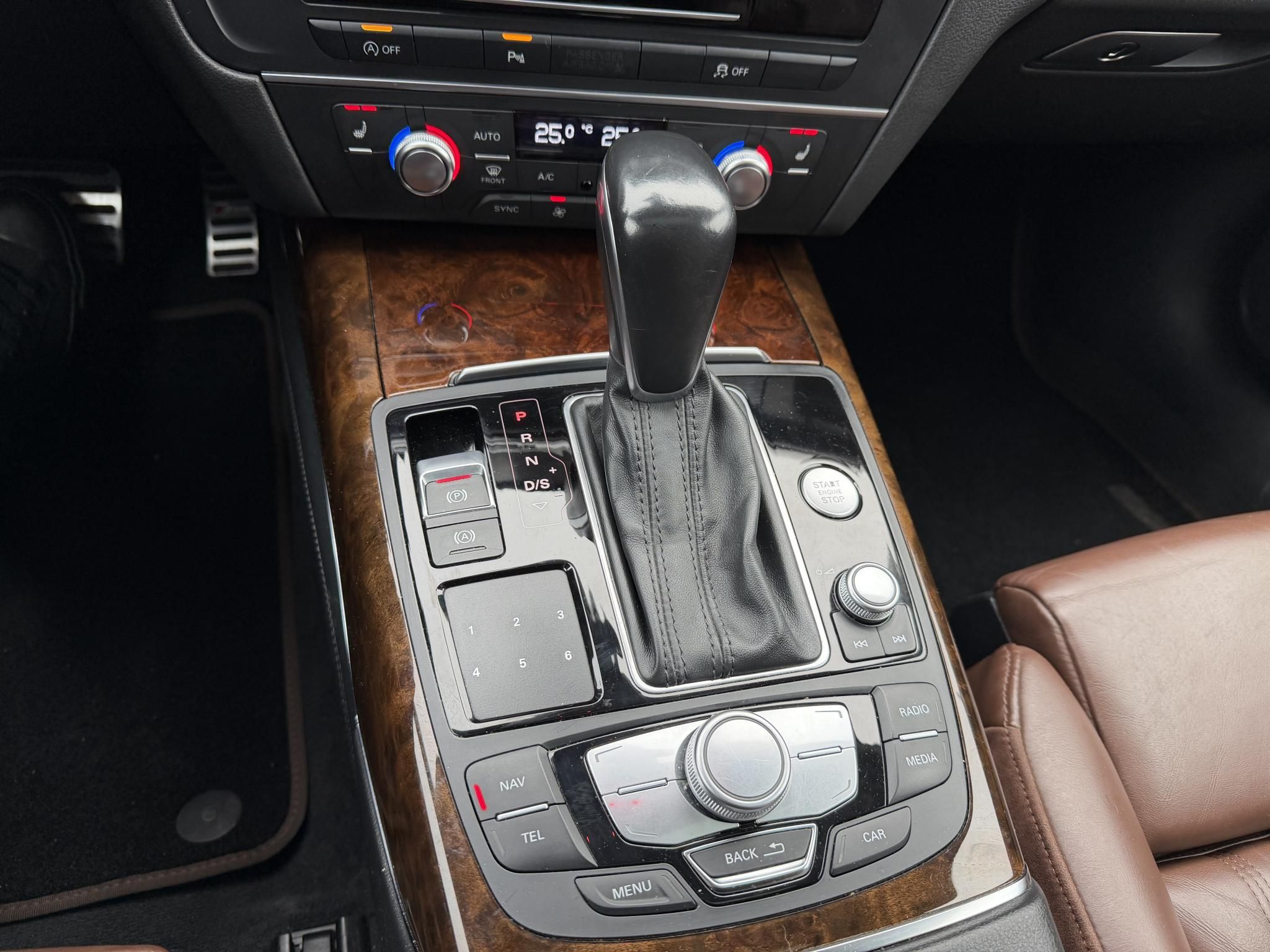 AUDI A6 3.0 V6 TDI quattro S-tronic Napfénytető Távtartó Carplay Barna bőr Friss olaj szerviz. Vezérlés cserélve!