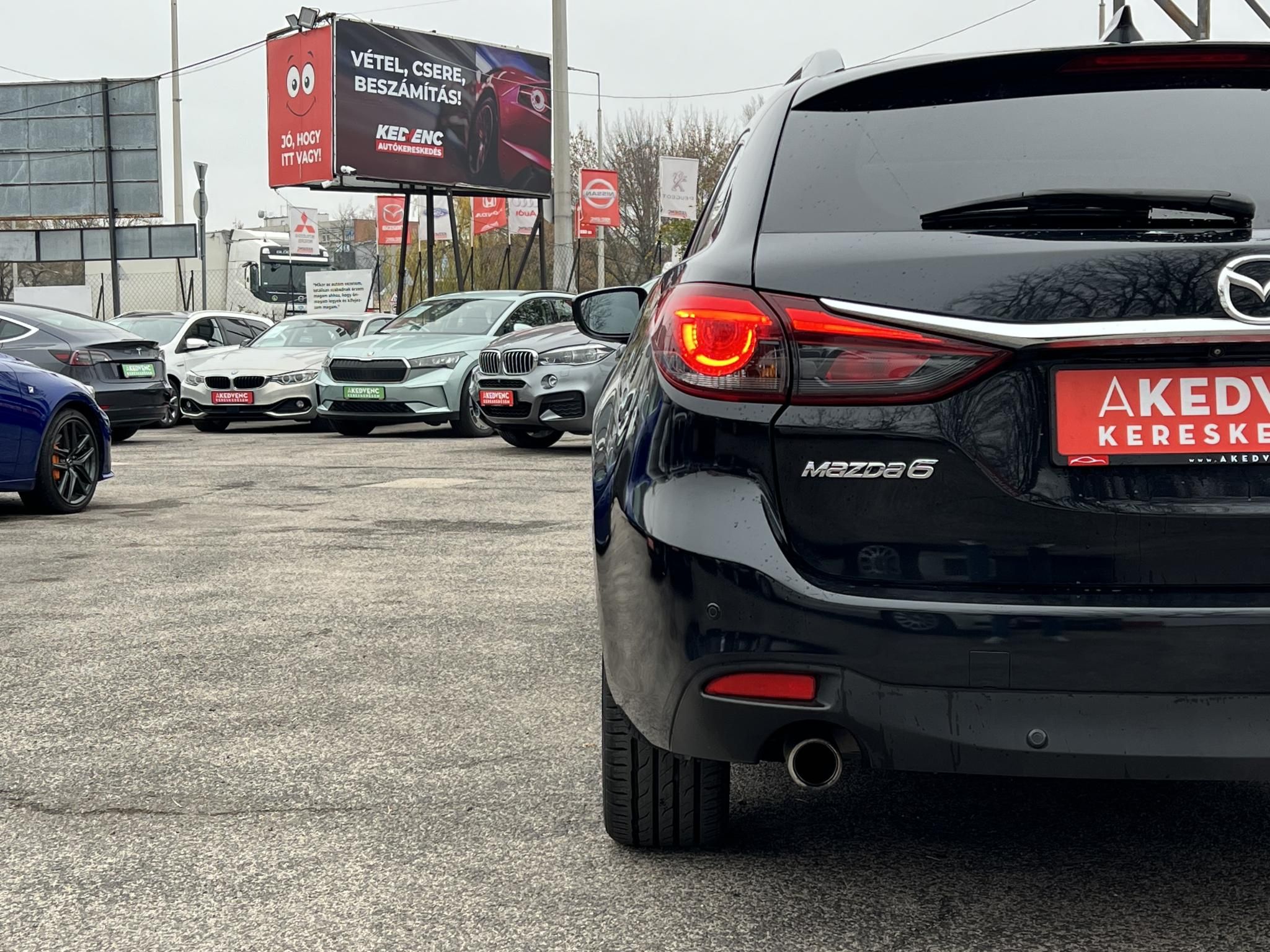 MAZDA 6 Sportkombi 2.2 CD Revolution Top (Automata) Sávtartó Head-up Napfénytető Fehér bőr Tolatókamera F1 Váltó!