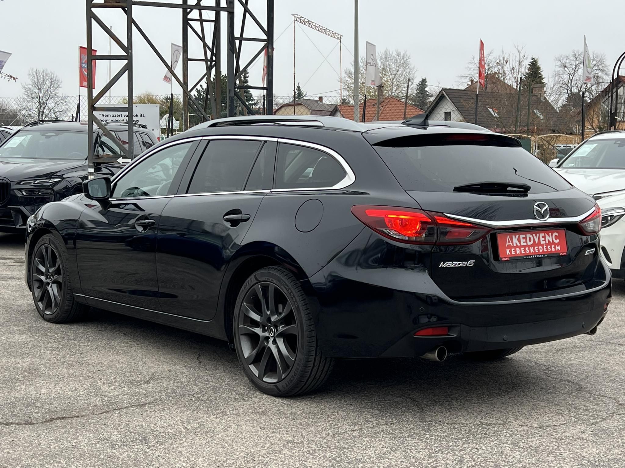 MAZDA 6 Sportkombi 2.2 CD Revolution Top (Automata) Sávtartó Head-up Napfénytető Fehér bőr Tolatókamera F1 Váltó!