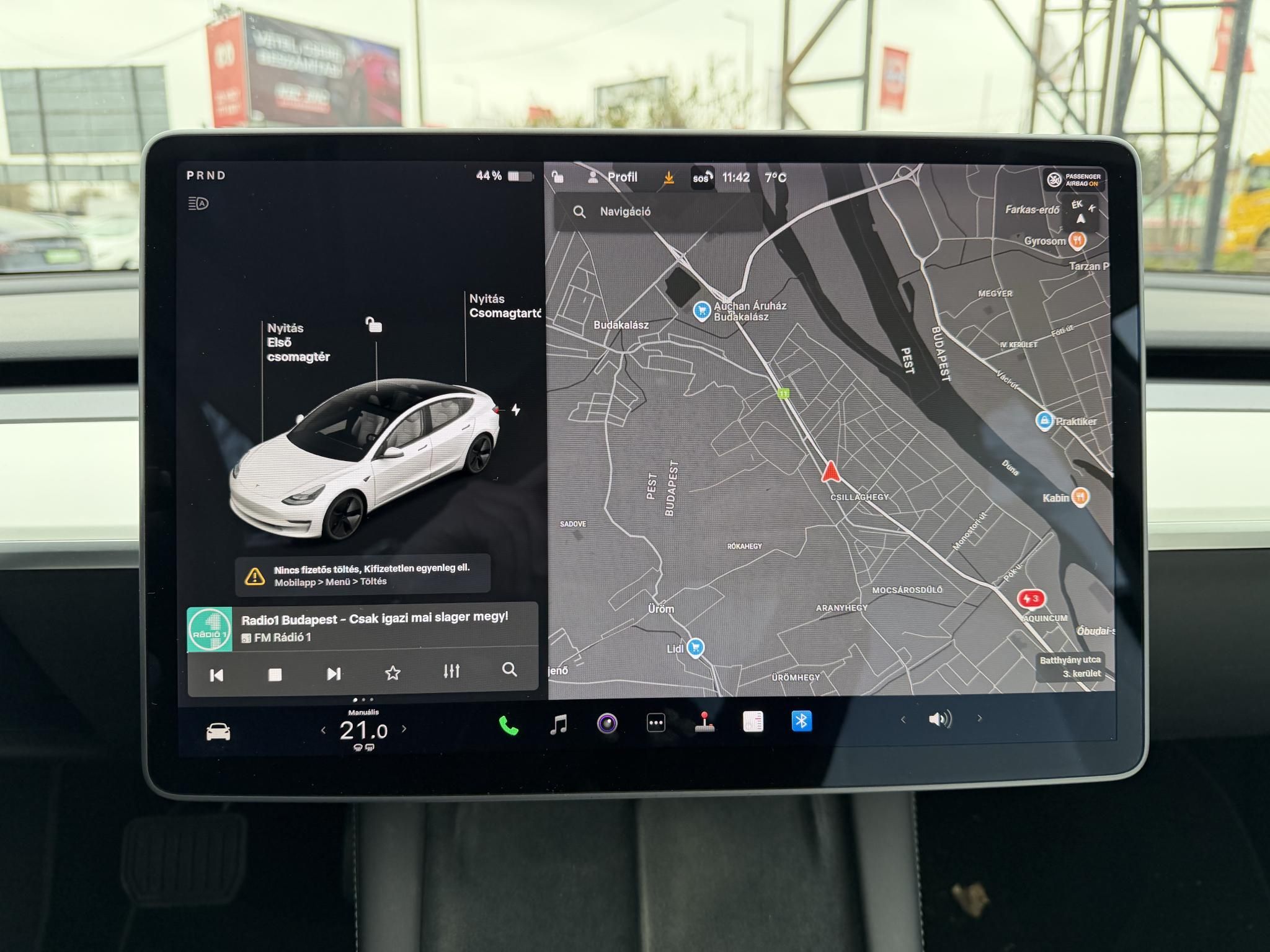TESLA MODEL 3 Long Range AWD (Automata) FSD. FEHÉR BELSŐ. Perf BOOST. garanciális. hőszivattyú. vonóhorog!