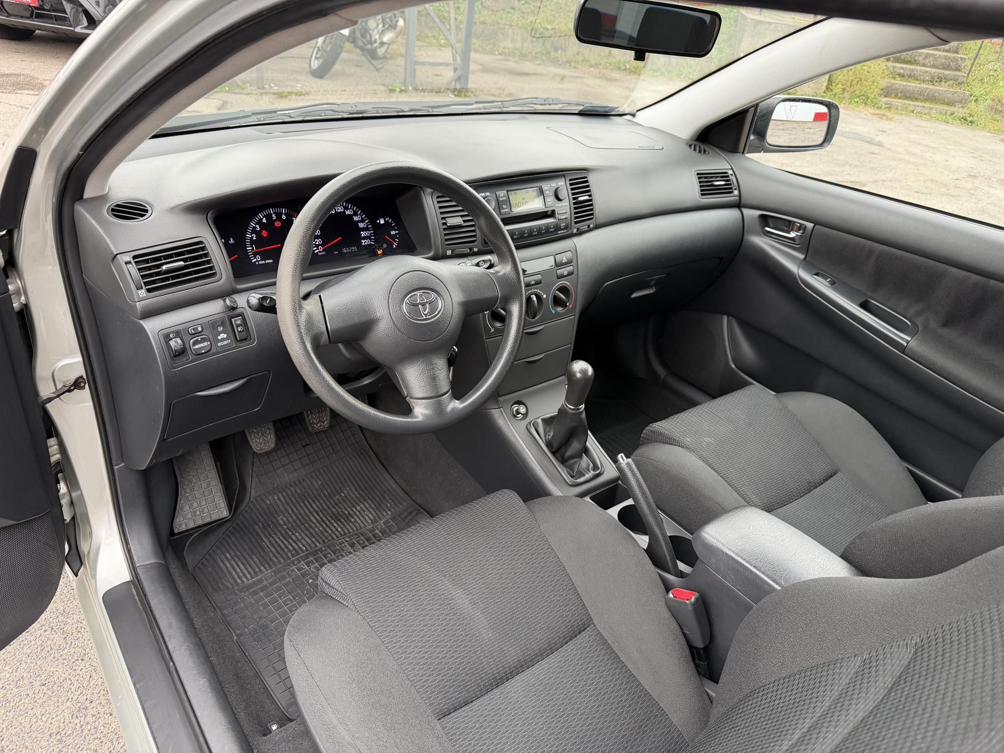 TOYOTA COROLLA 1.4 Sport Ice 166e km. Magyarországi. Klíma Friss vizsga!