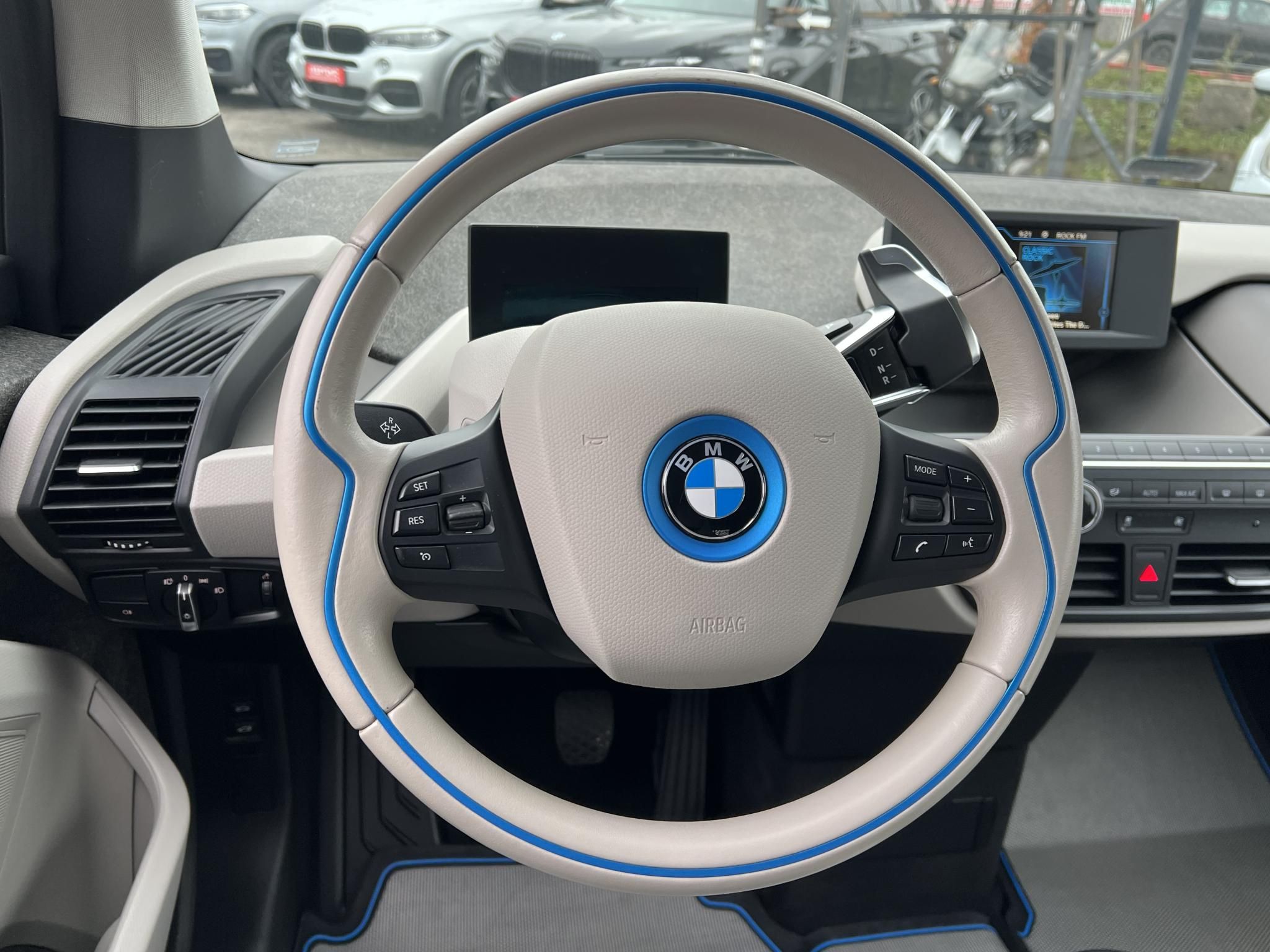 BMW I3 (Automata) 60Ah 59e km. Loft belső Navi Ülésfűtés Félbőr Bluetooth!