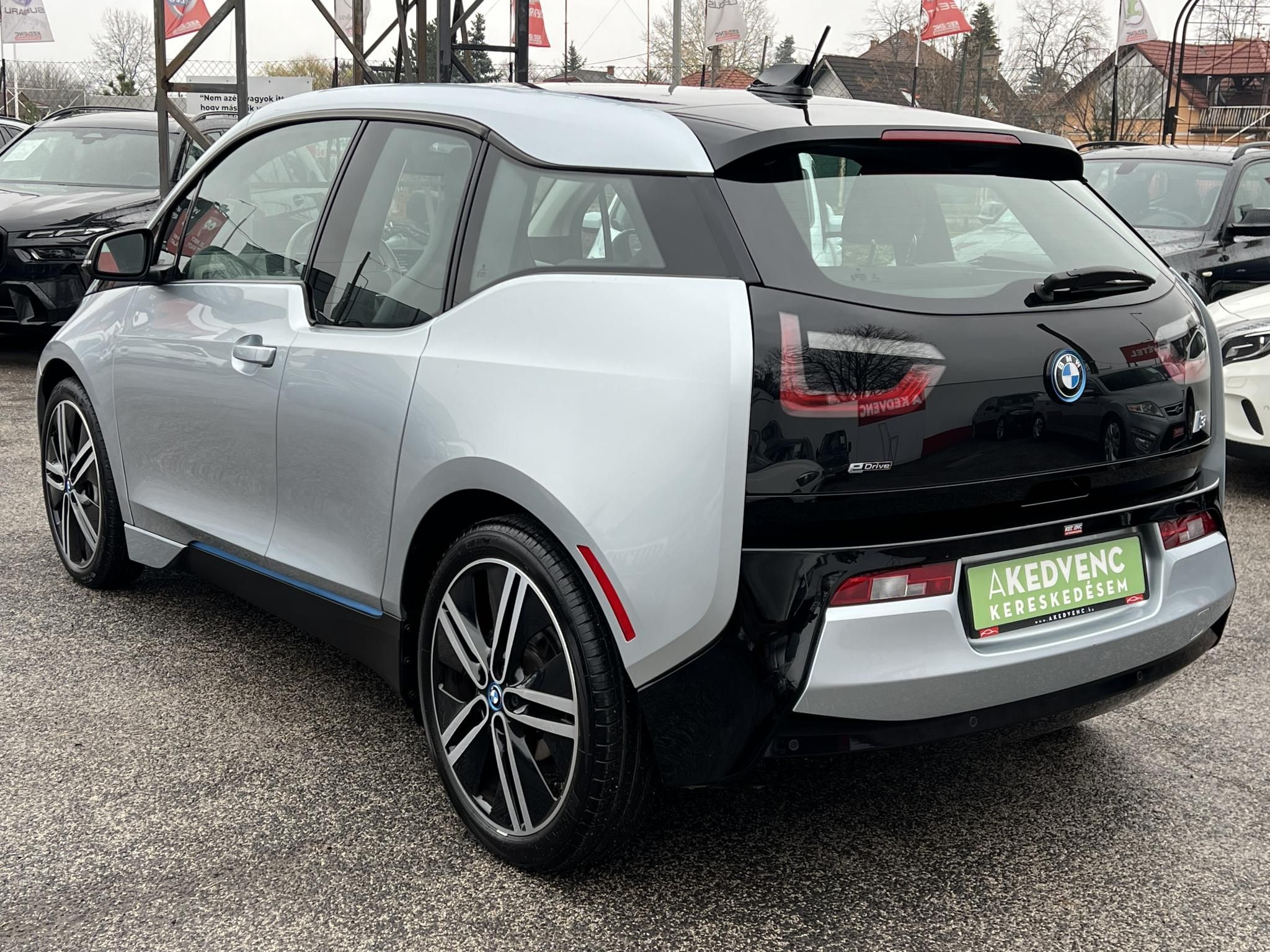 BMW I3 (Automata) 60Ah 59e km. Loft belső Navi Ülésfűtés Félbőr Bluetooth!