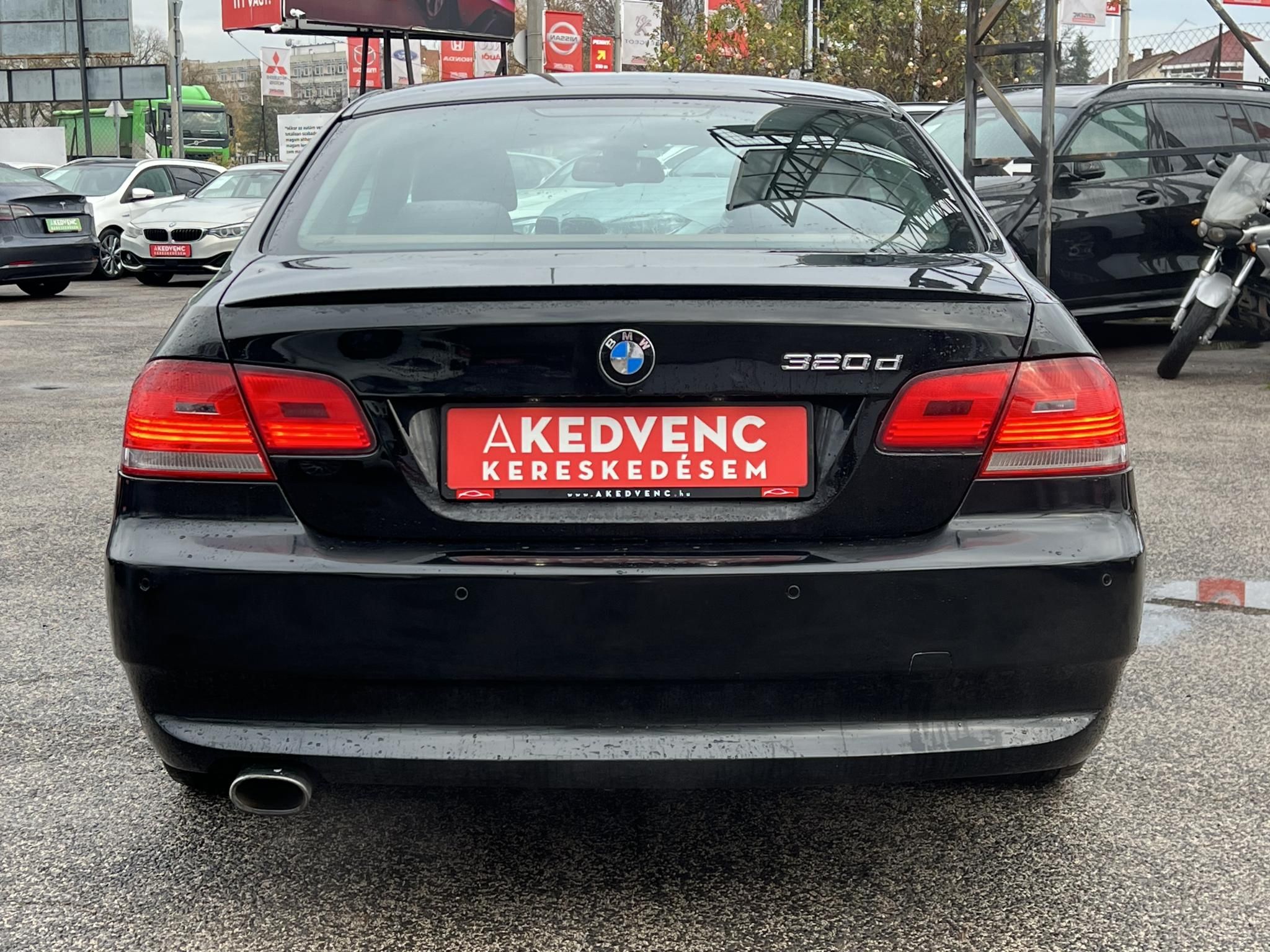 BMW 320d (Automata) Xenon Tempomat Digitklíma Multikormány