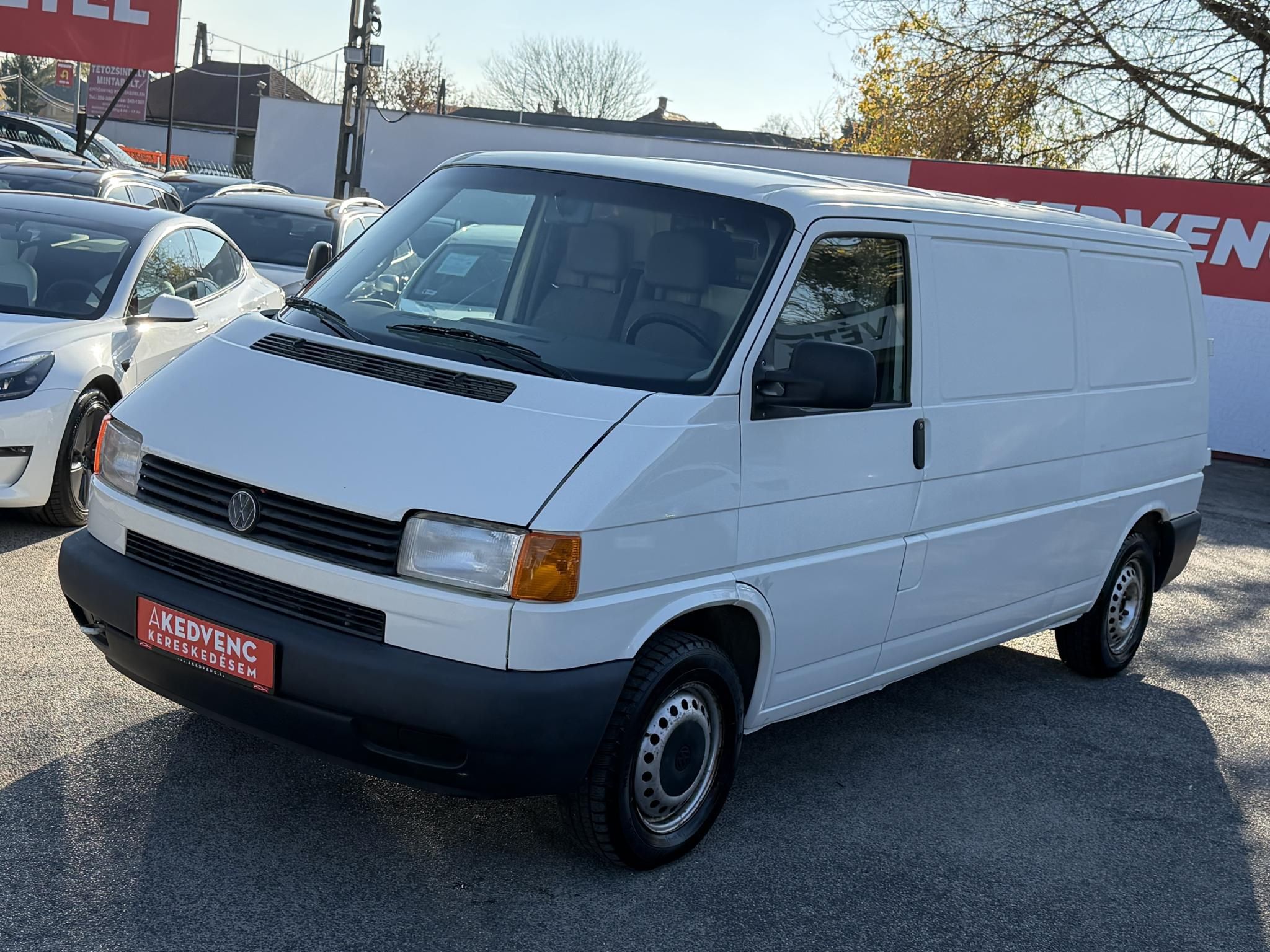 VOLKSWAGEN TRANSPORTER T4 2.5 7DH 1Y2 Hosszú. klímás. kitűnő állapotban!