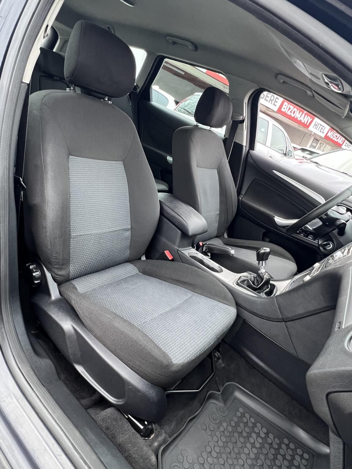 FORD MONDEO 2.0 TDCi Trend Klíma Rendszeresen karbantartott!