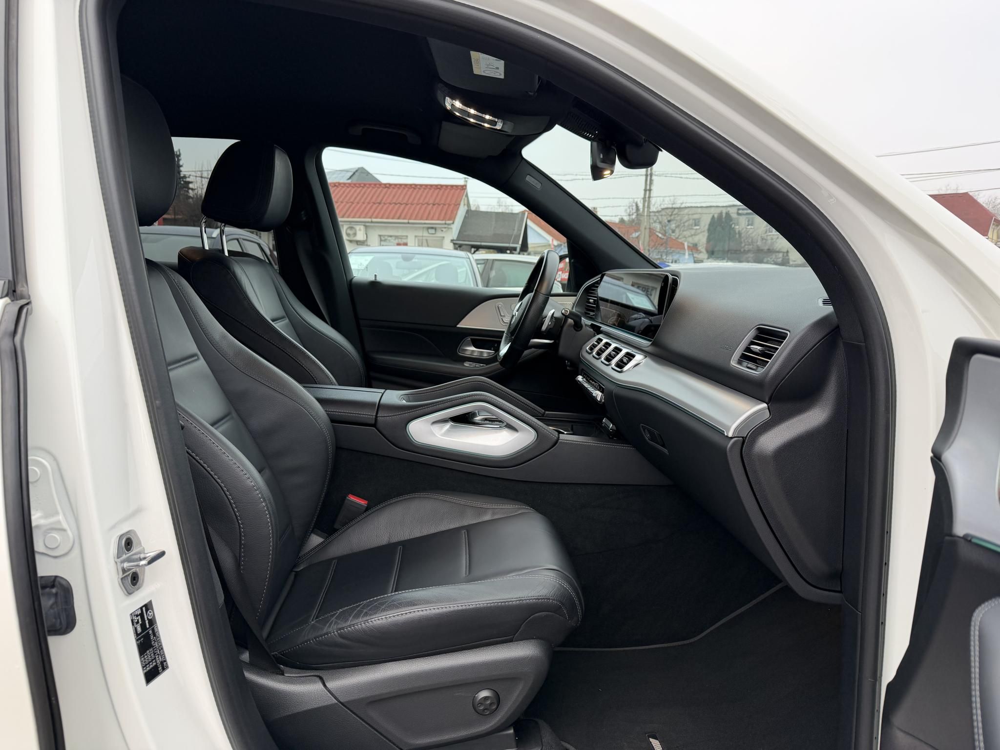 MERCEDES-BENZ GLE 350 de 4Matic 9G-TRONIC Plug-in hybrid AMG csomag. LED Burmester Távtartó Táblafelismerő Holttér Sávtartó Carplay