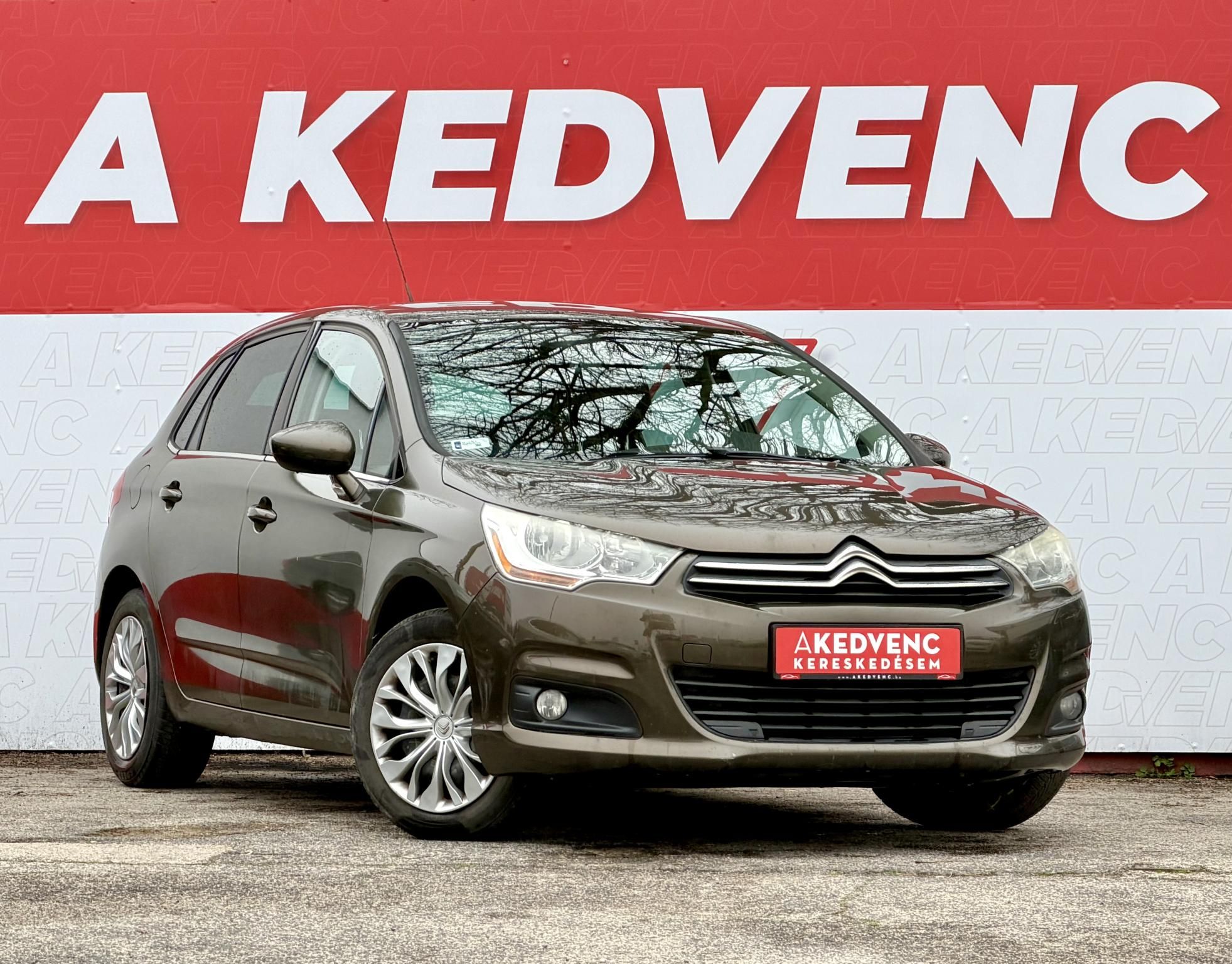 CITROEN C4 1.6 e-HDi Exclusive Masszázs ülés. Kitűnő állapot. Friss műszaki vizsga. Téli-nyári gumi!