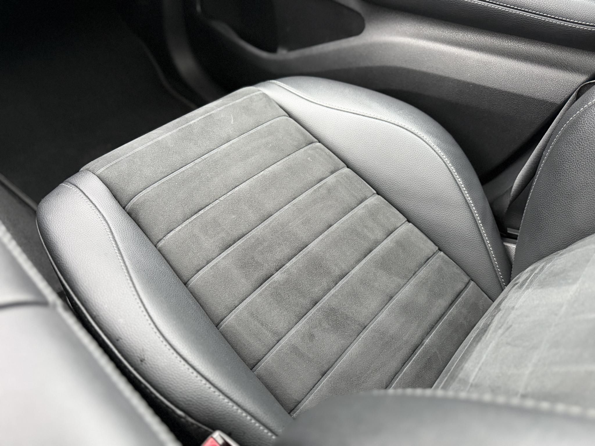 MERCEDES-BENZ GLE 350 de 4Matic 9G-TRONIC Plug-in hybrid AMG csomag. LED Panorámatető Távtartó Sávtartó Carplay Holttér Vonóhorog