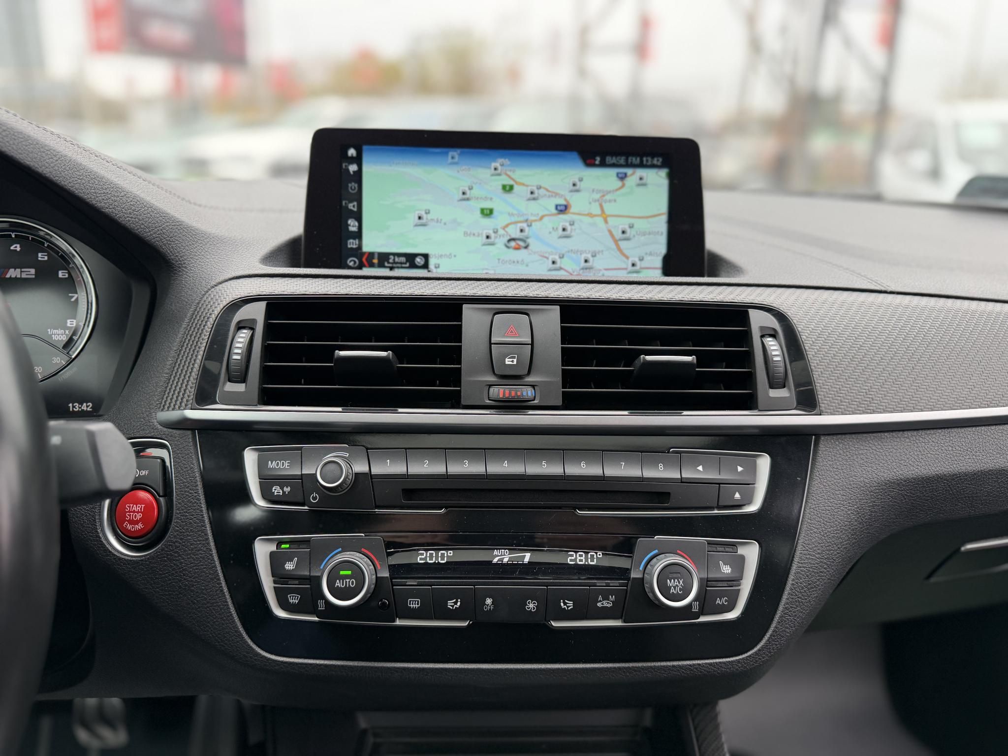 BMW M2 Competition DKG Mo-i Törésmentes BLUE16 Magas felszereltség