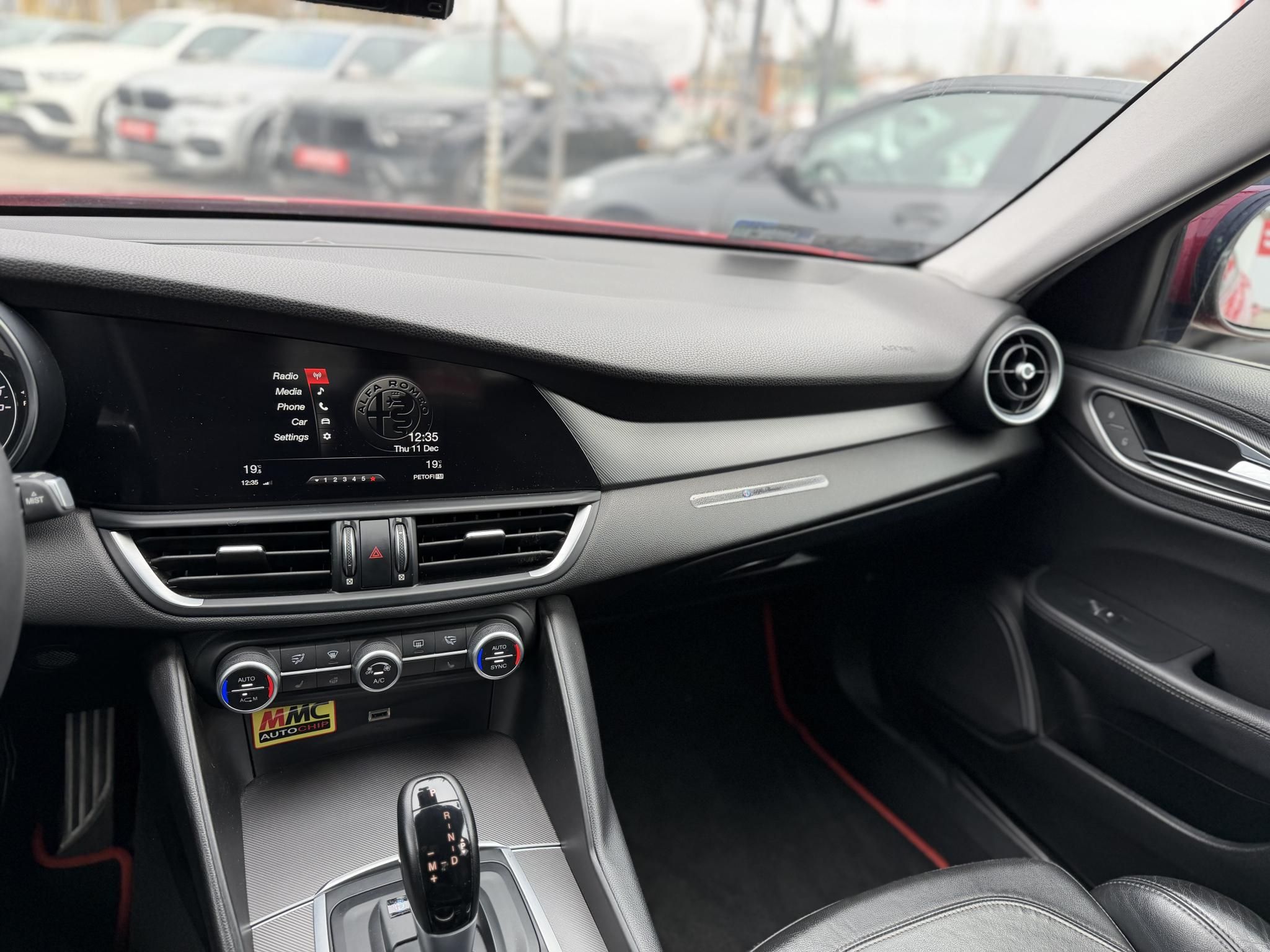 ALFA ROMEO GIULIA 2.0 Veloce Q4 (Automata) 280le. ALFA ROSSO. 116e km!