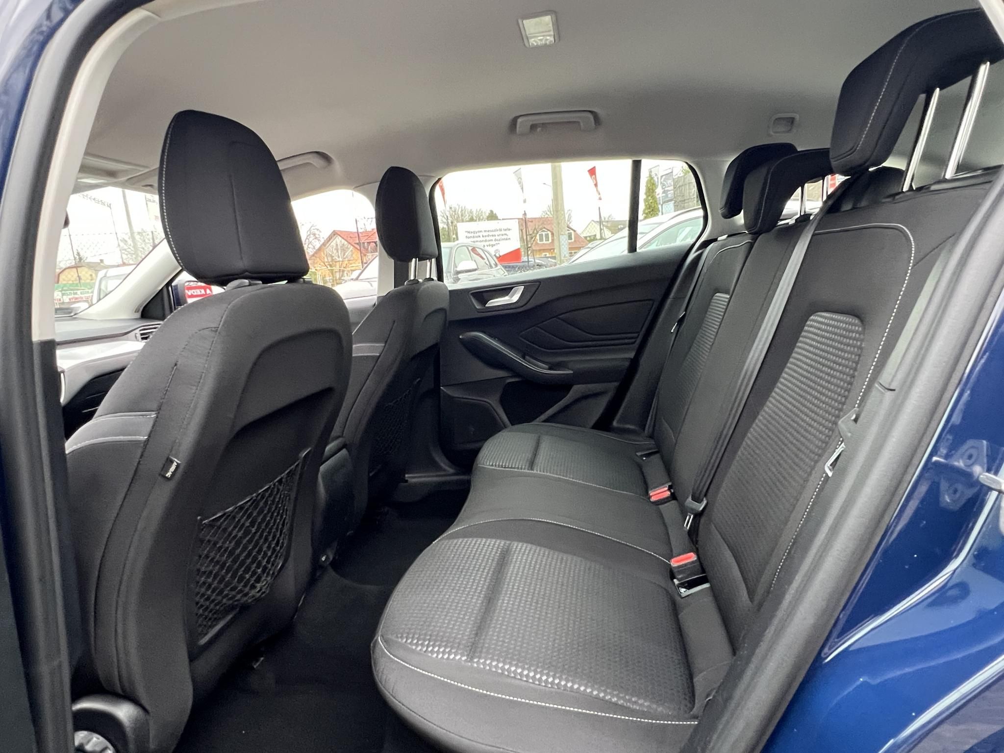 FORD FOCUS 1.5 EcoBlue Business (Automata) A LEGJOBB ÁRON! Carplay. ACC. Radar elöl-hátul. bluetooth. stb