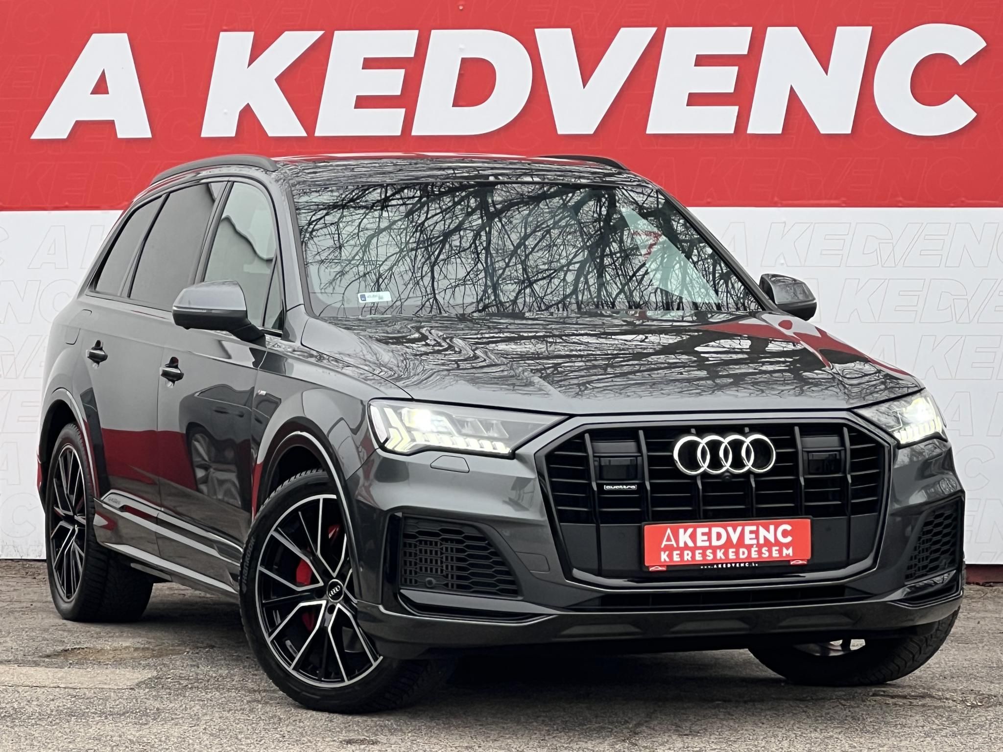 AUDI Q7 55 TFSI S line quattro Tiptronic ic M.o.-i. 1.tul. Carplay 360 kamera Bang/Olufsen! ÁFÁ-S ÁR!
