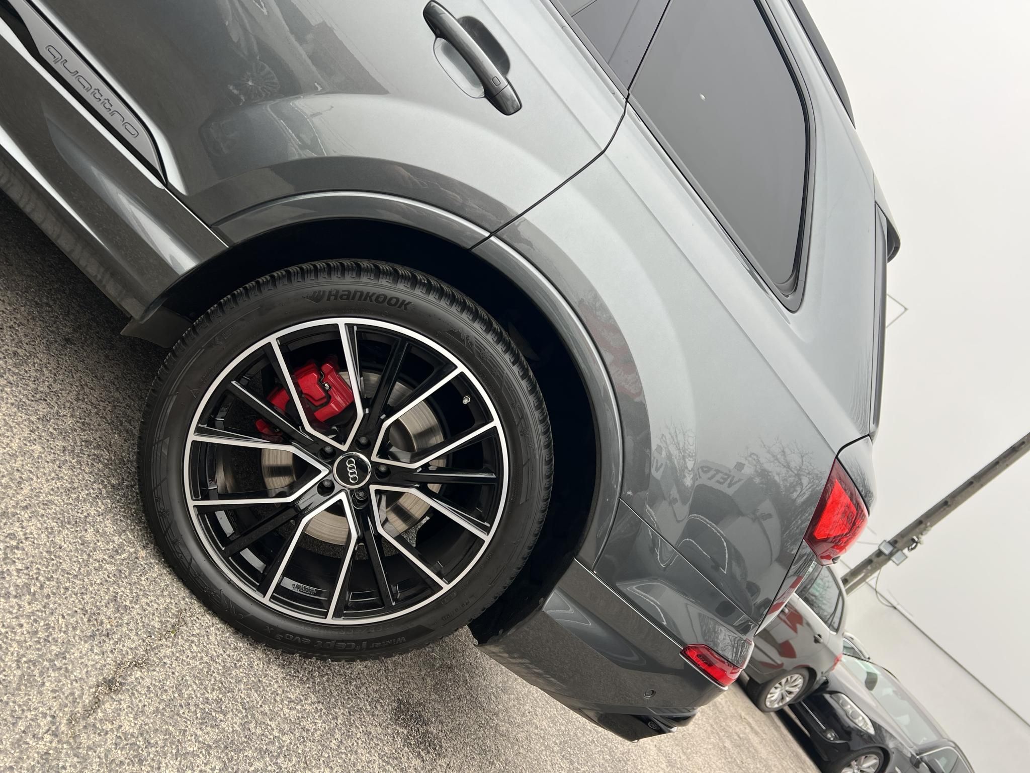 AUDI Q7 55 TFSI S line quattro Tiptronic ic M.o.-i. 1.tul. Carplay 360 kamera Bang/Olufsen! ÁFÁ-S ÁR!