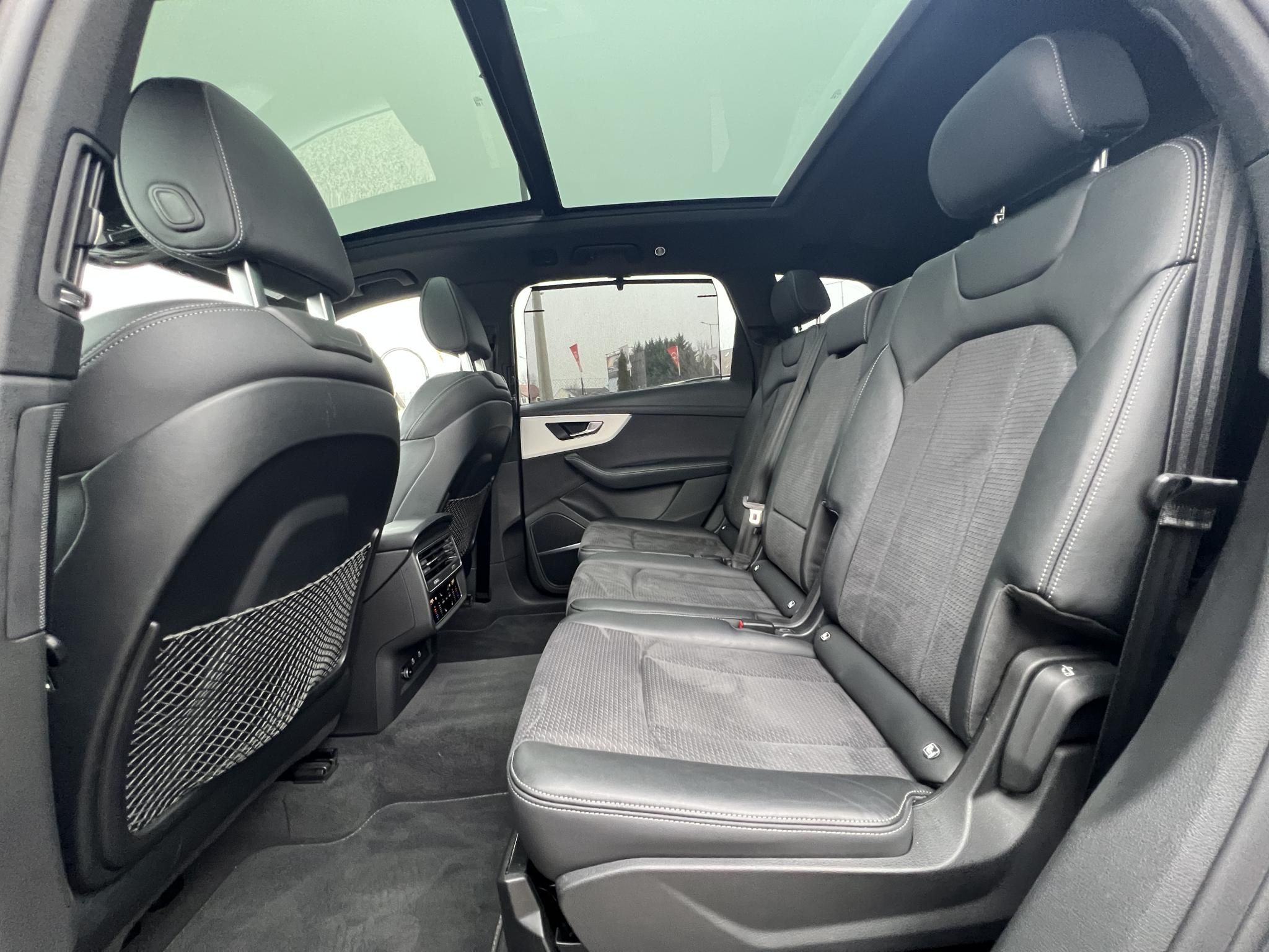 AUDI Q7 55 TFSI S line quattro Tiptronic ic M.o.-i. 1.tul. Carplay 360 kamera Bang/Olufsen! ÁFÁ-S ÁR!